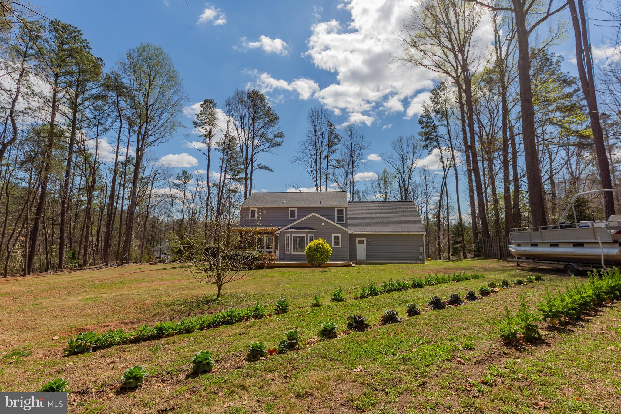 LAKE CAROLINE - Residential