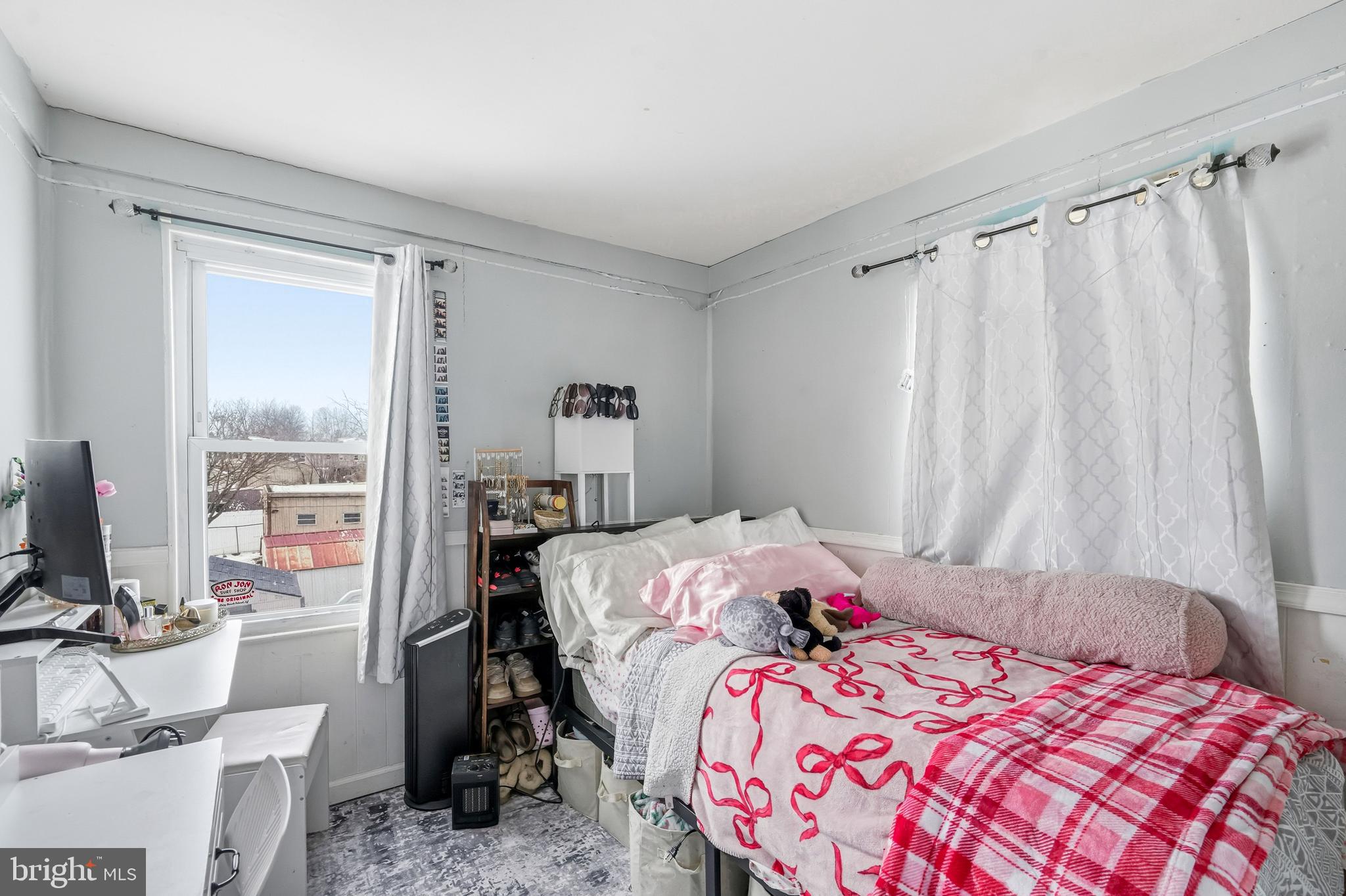 CORNWELL HGTS - Residential