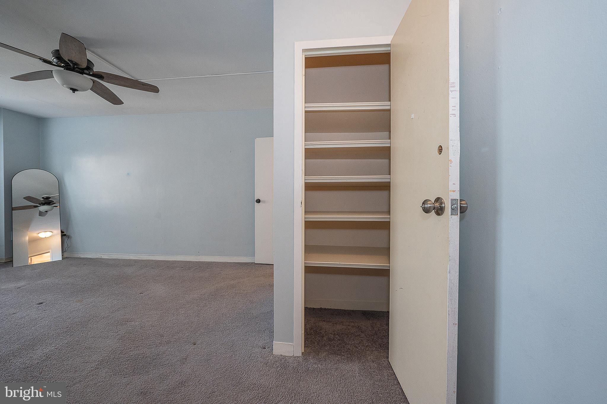 ELKINS PARK HOUSE - Residential