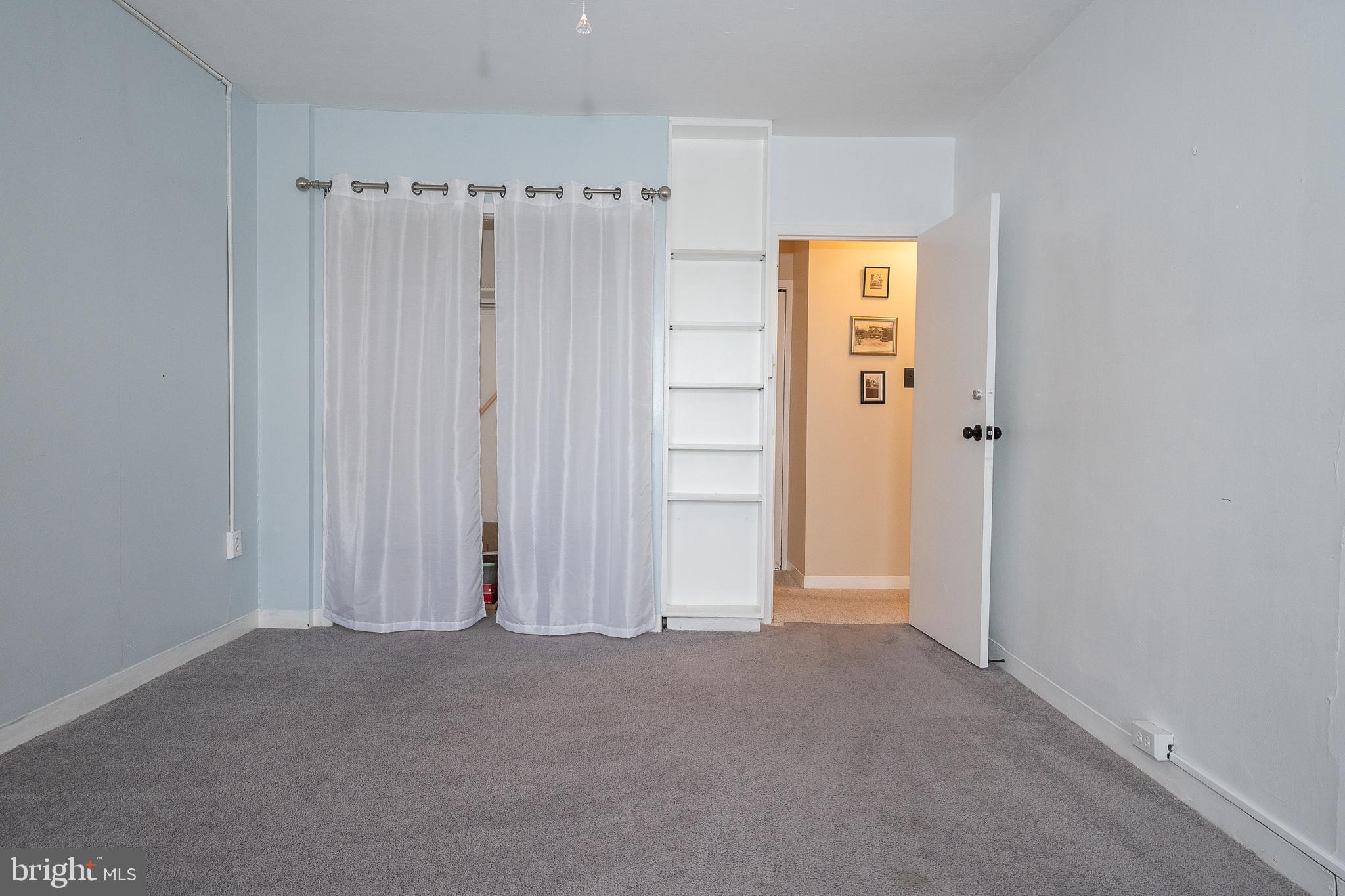 ELKINS PARK HOUSE - Residential