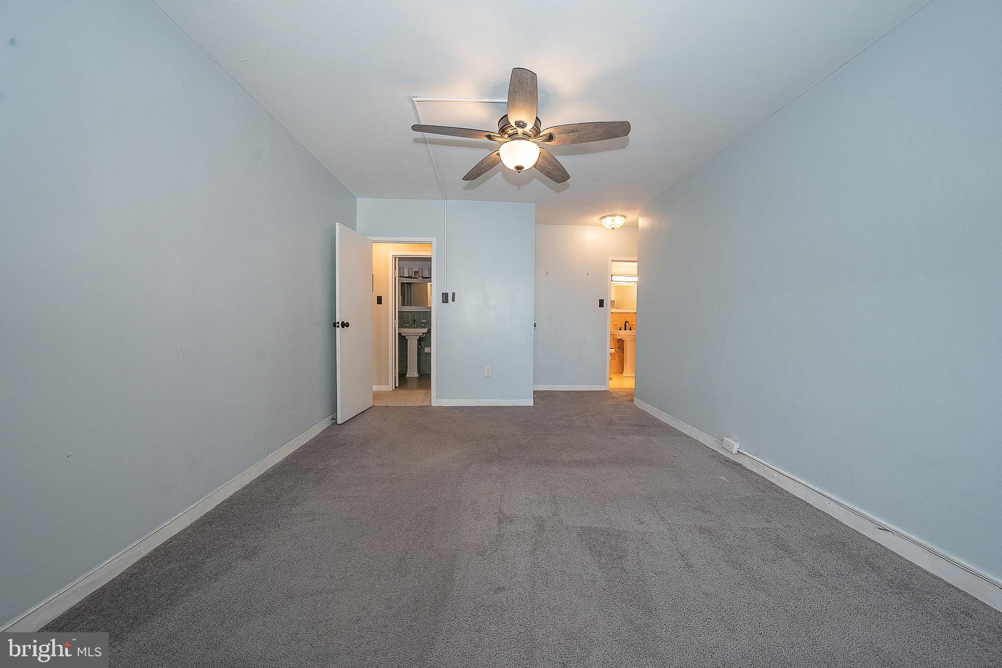 ELKINS PARK HOUSE - Residential