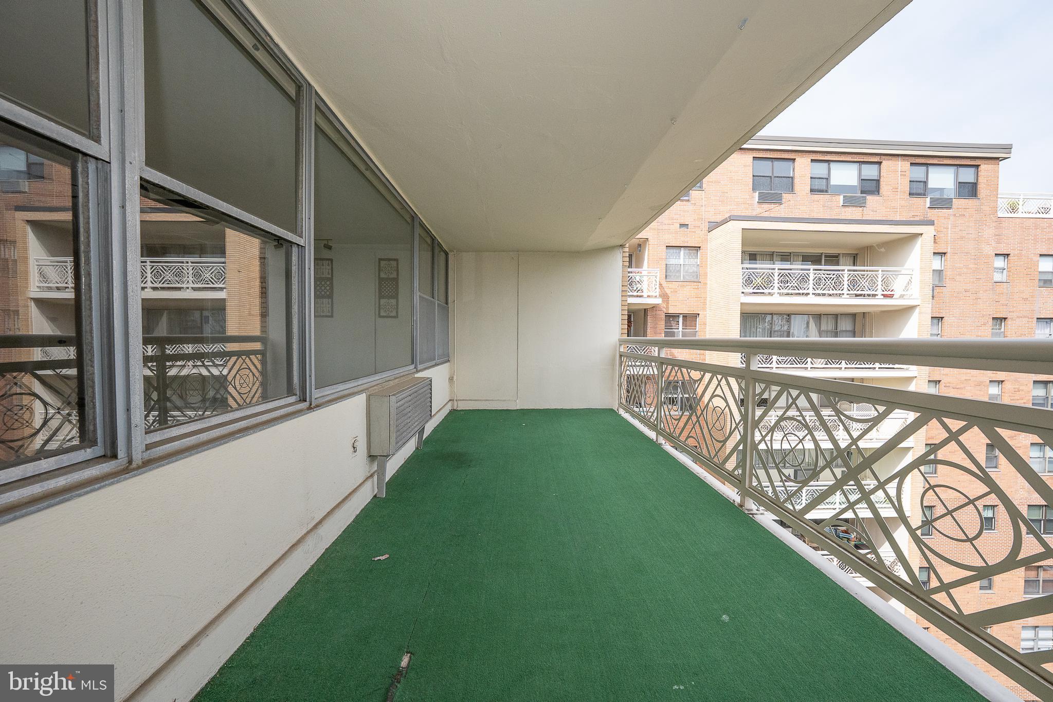 ELKINS PARK HOUSE - Residential