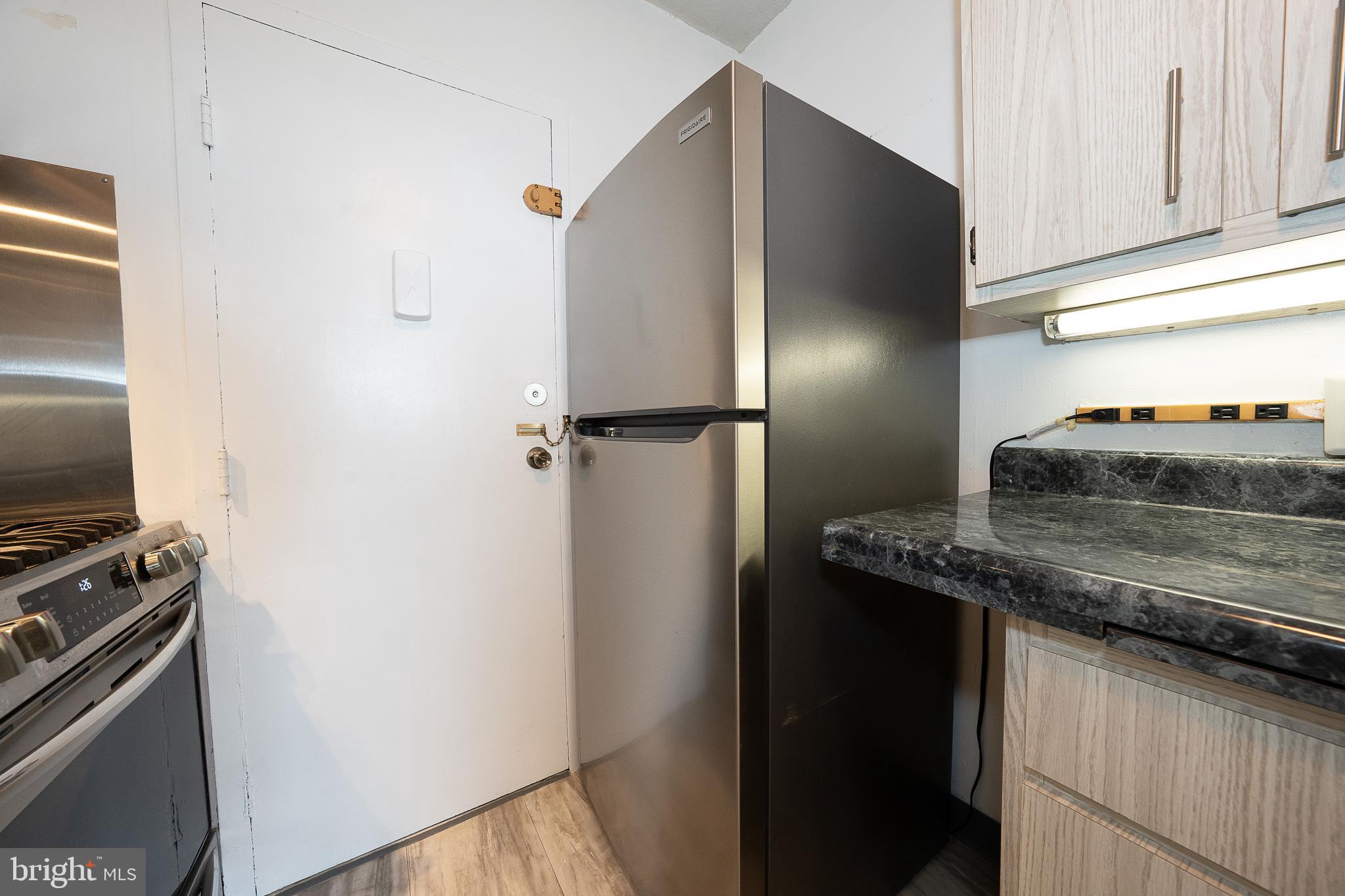 ELKINS PARK HOUSE - Residential