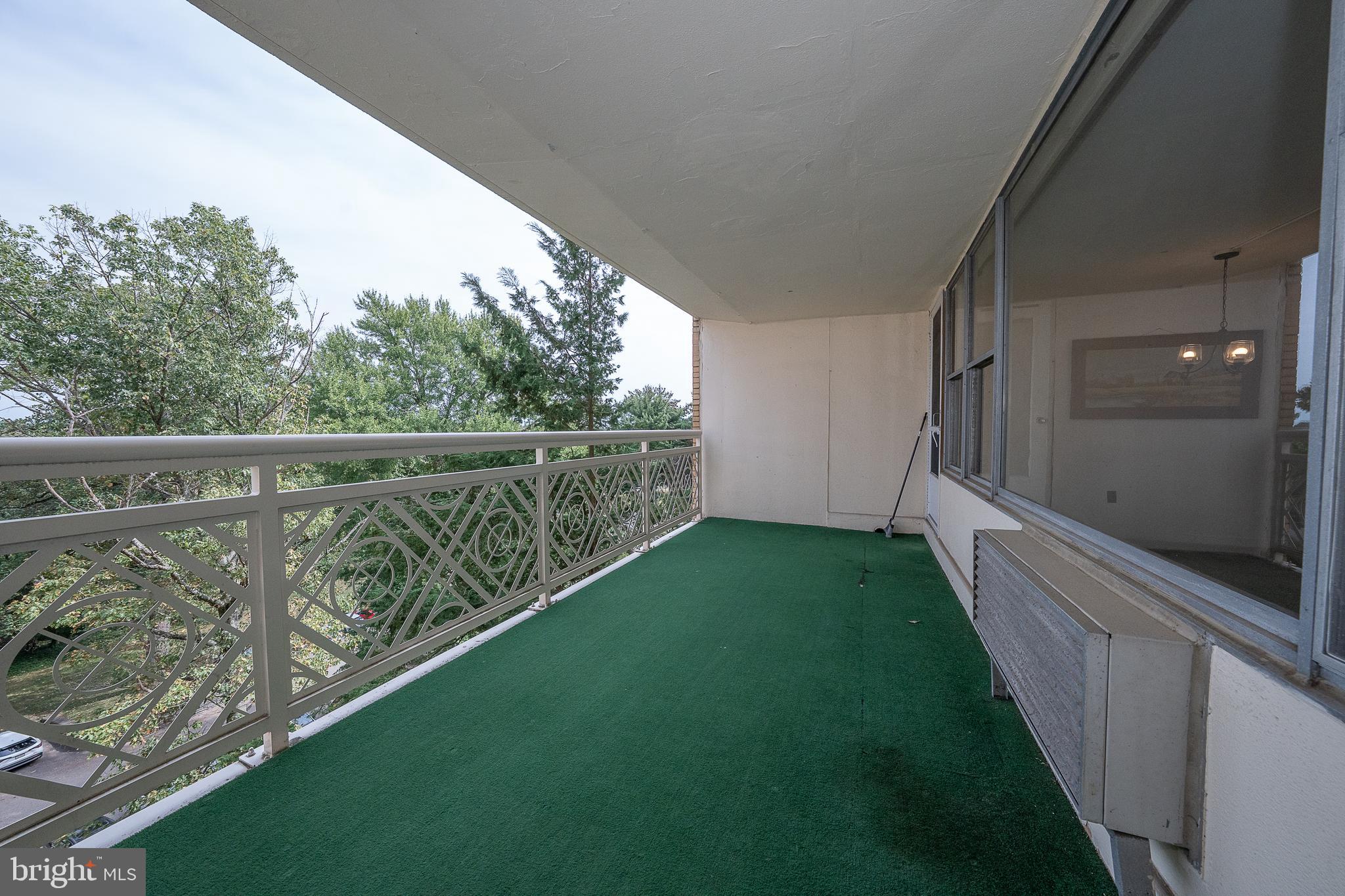 ELKINS PARK HOUSE - Residential