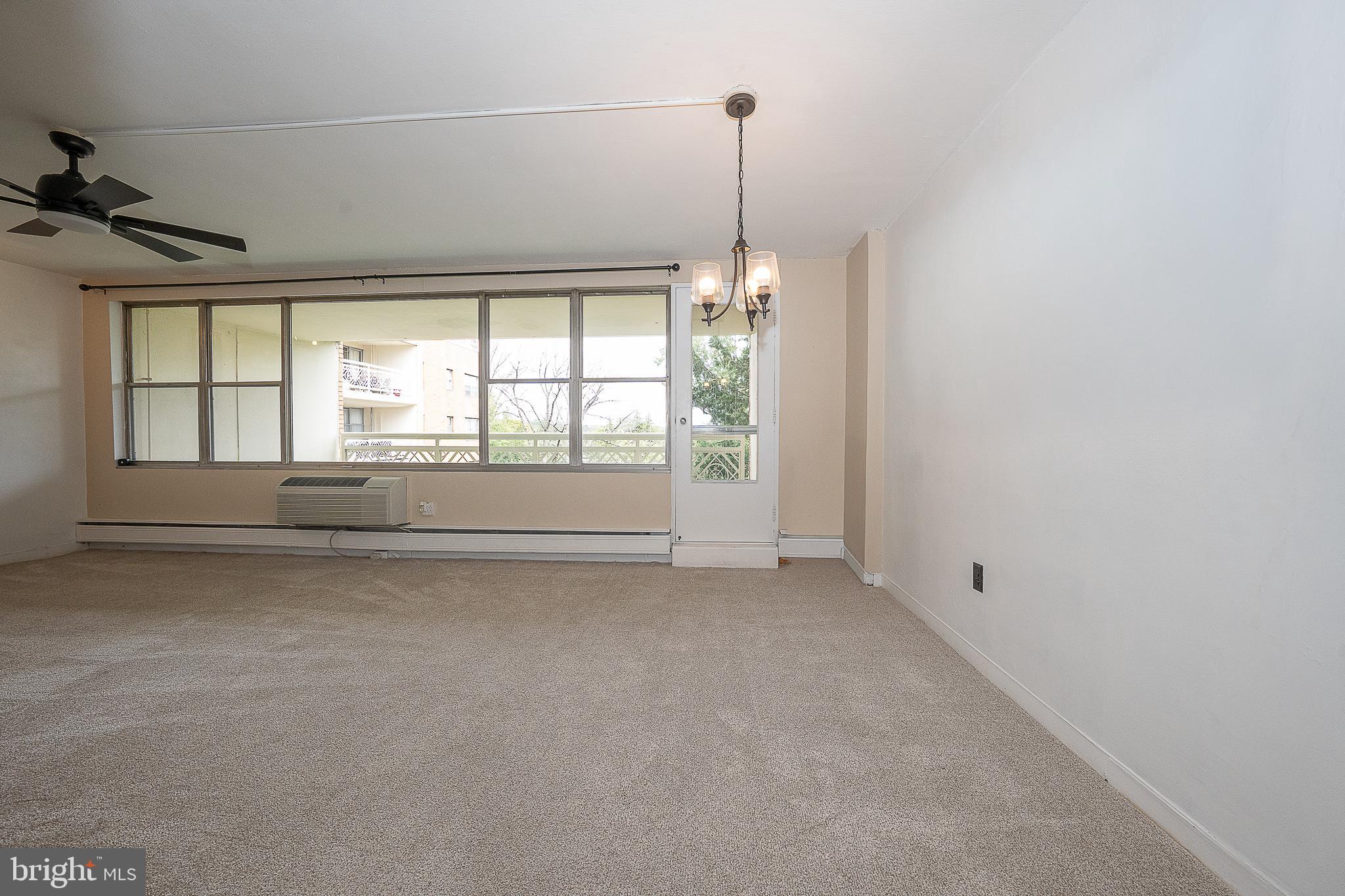 ELKINS PARK HOUSE - Residential