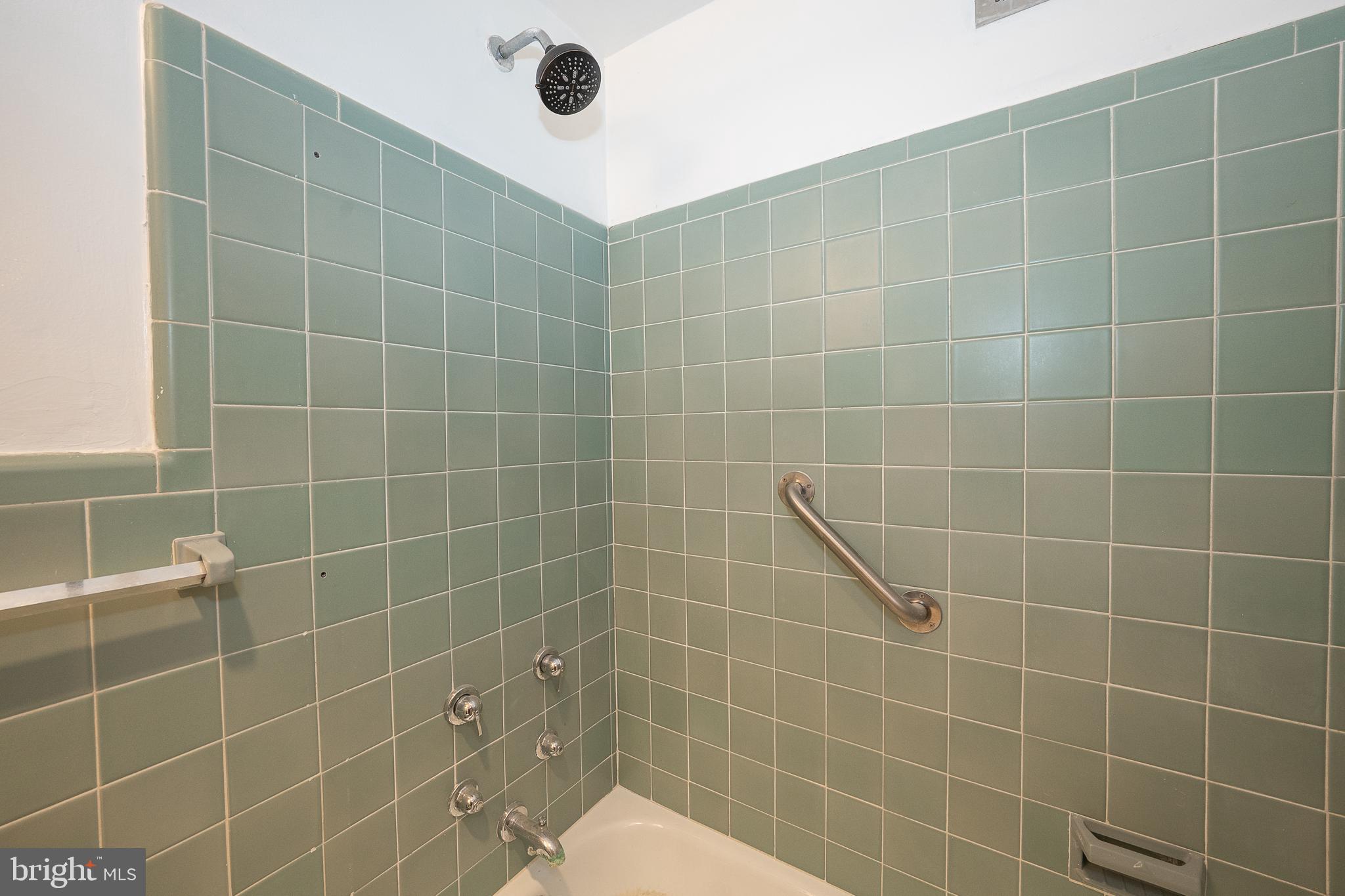 ELKINS PARK HOUSE - Residential