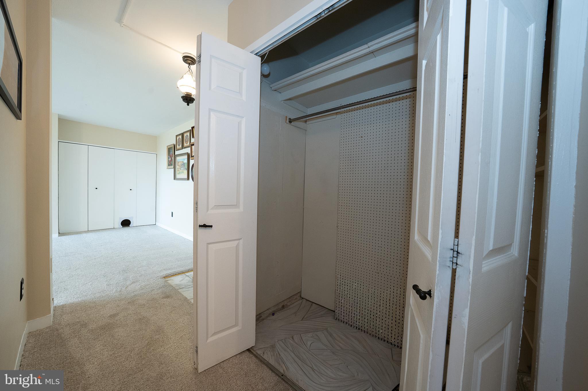 ELKINS PARK HOUSE - Residential