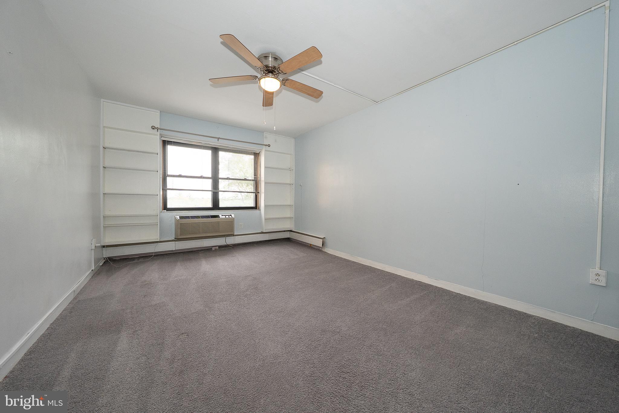 ELKINS PARK HOUSE - Residential