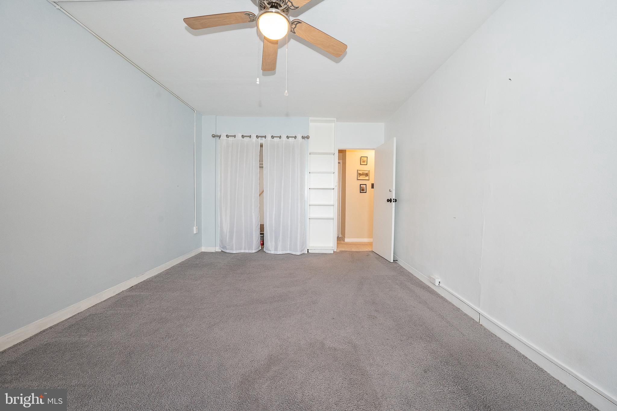 ELKINS PARK HOUSE - Residential