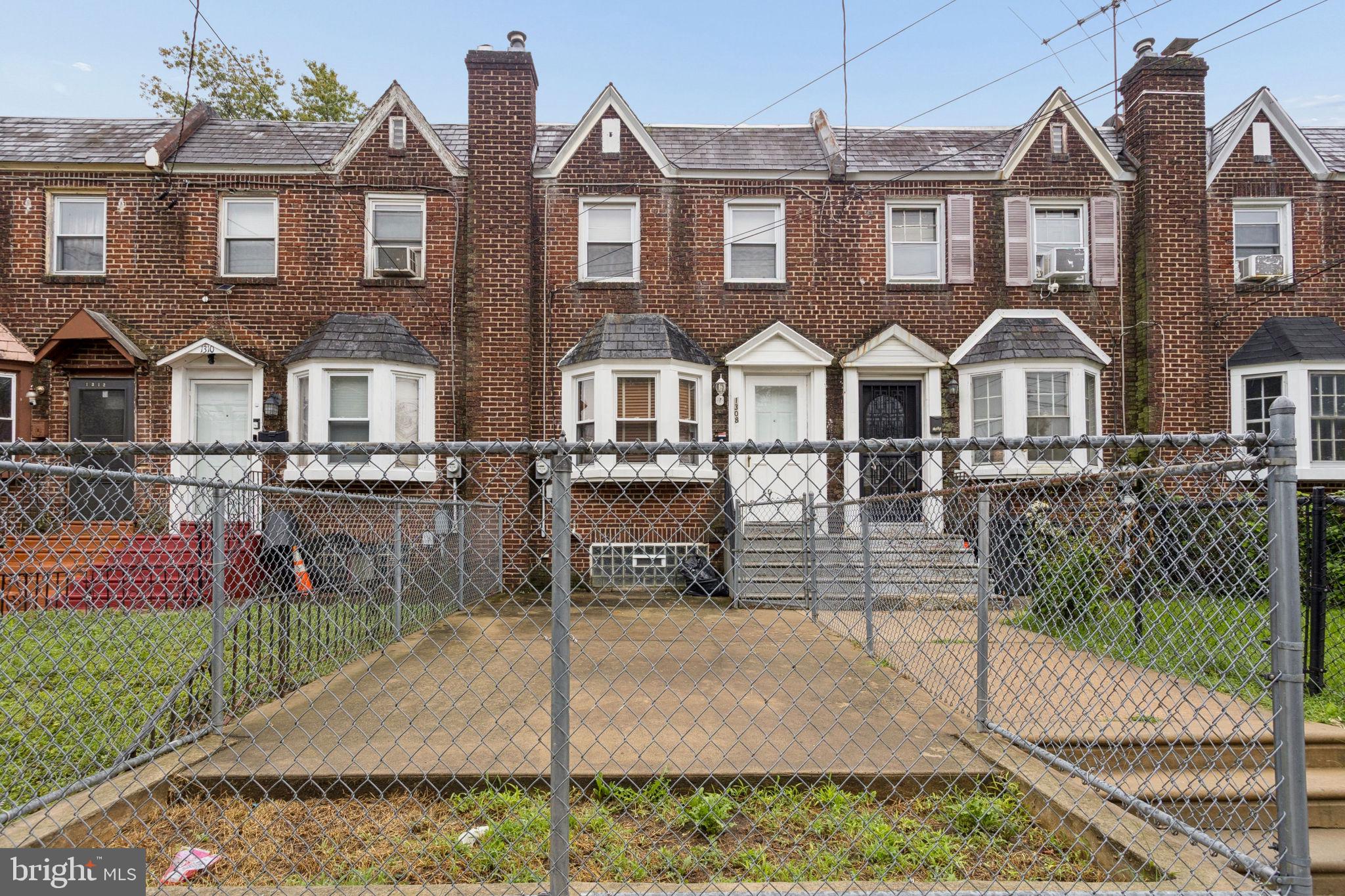 1308 SHERIDAN STREET