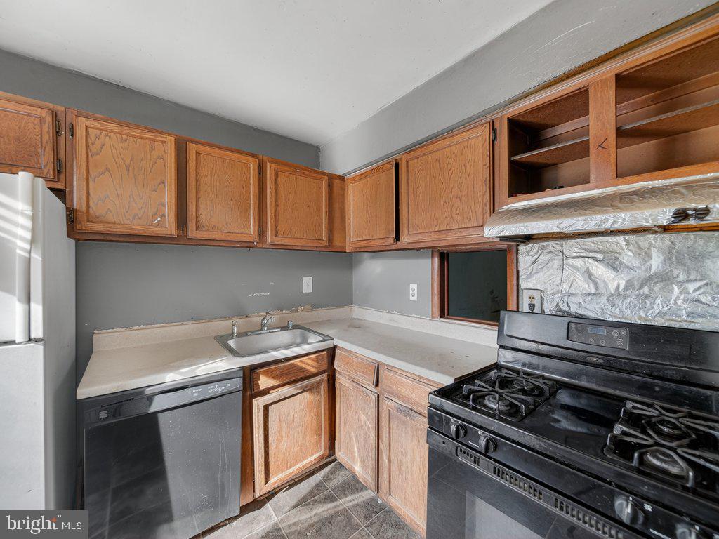 VOM VILLAGE CENTER - Residential