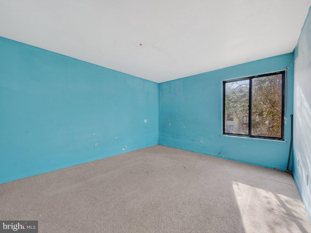 VOM VILLAGE CENTER - Residential