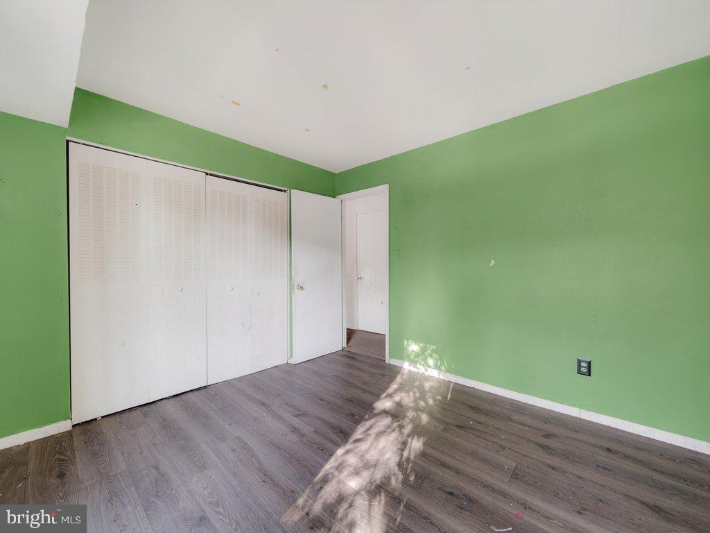 VOM VILLAGE CENTER - Residential