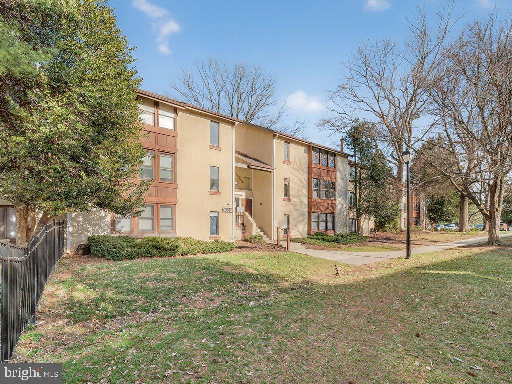 VOM VILLAGE CENTER - Residential