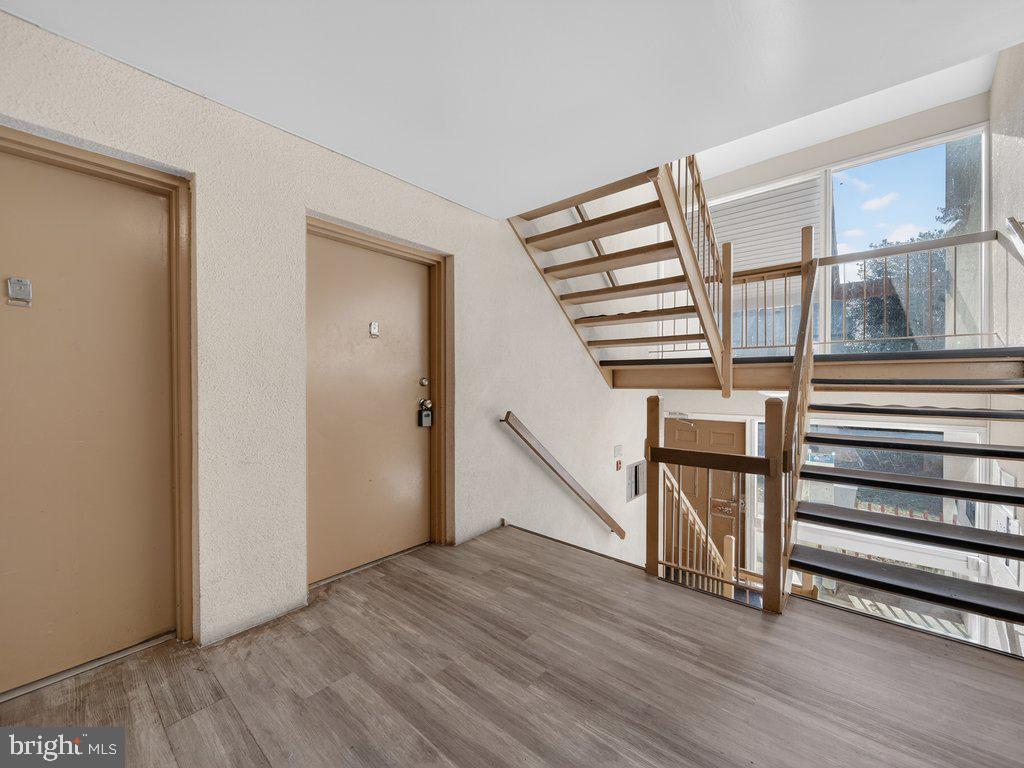 VOM VILLAGE CENTER - Residential