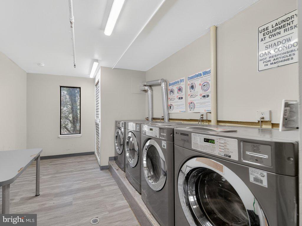 VOM VILLAGE CENTER - Residential