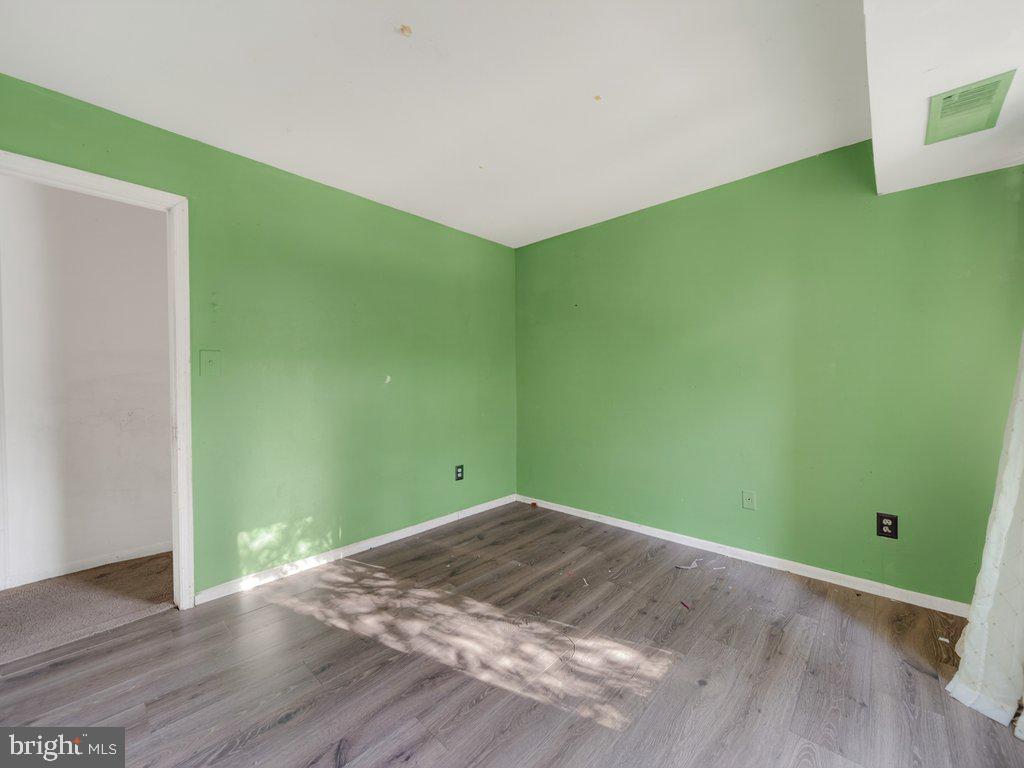 VOM VILLAGE CENTER - Residential