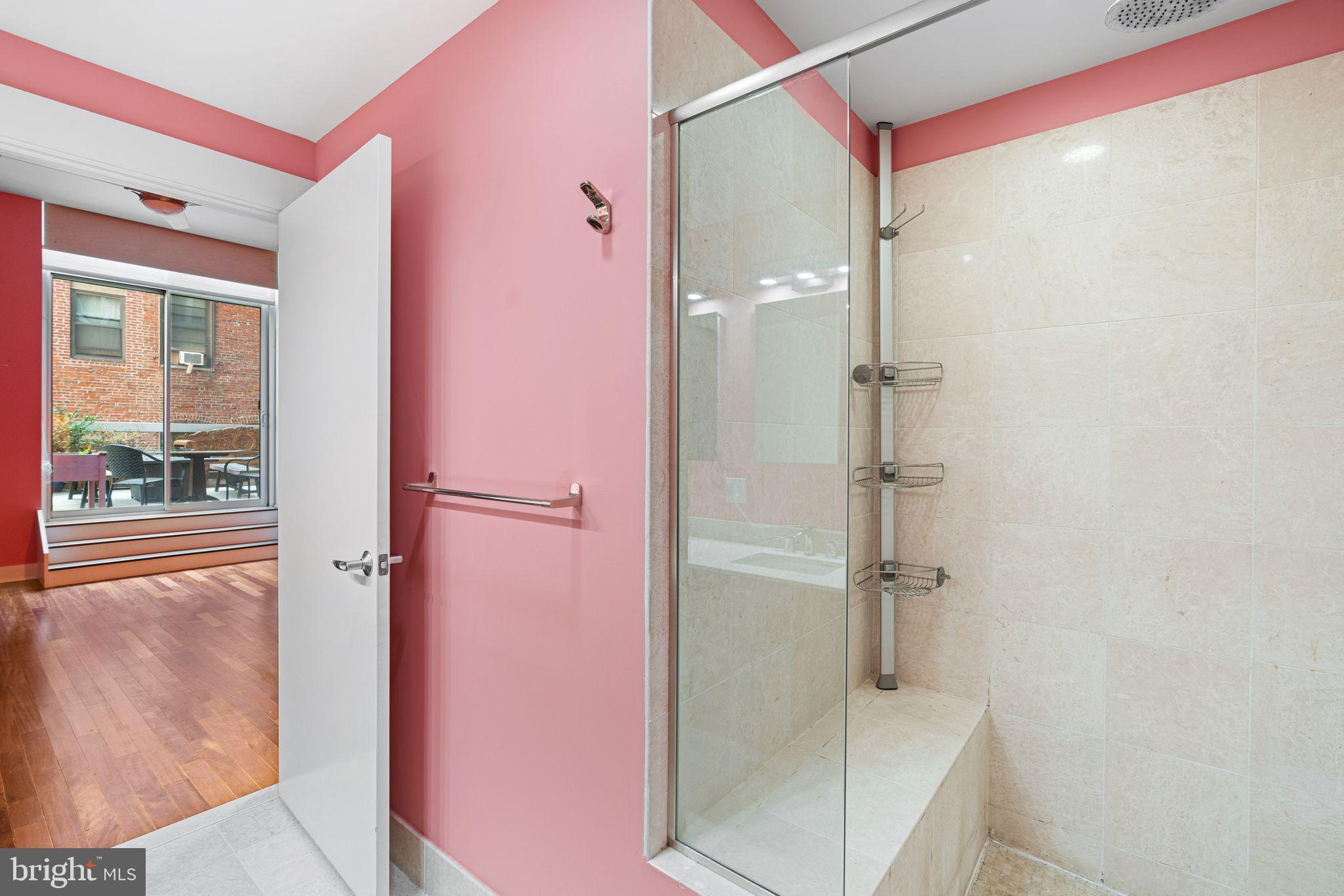 WASHINGTON SQ WEST - Residential