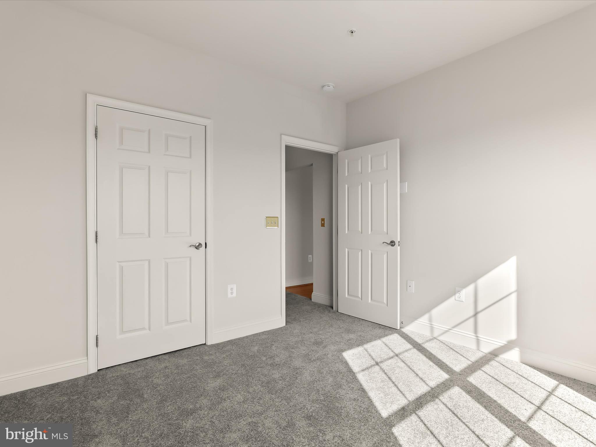 EMERALD HILLS - Residential