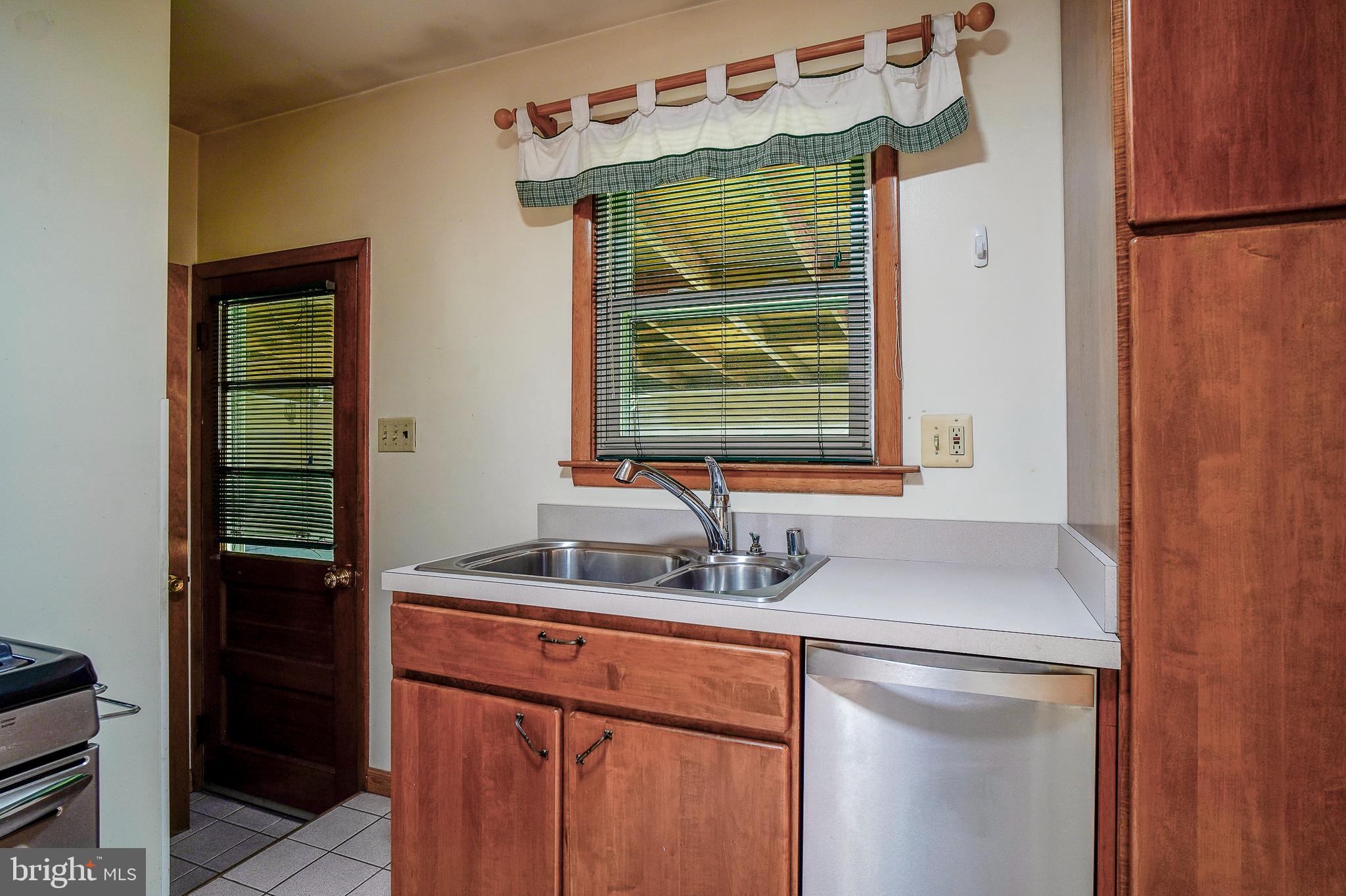 ARUNDEL HILLS - Residential