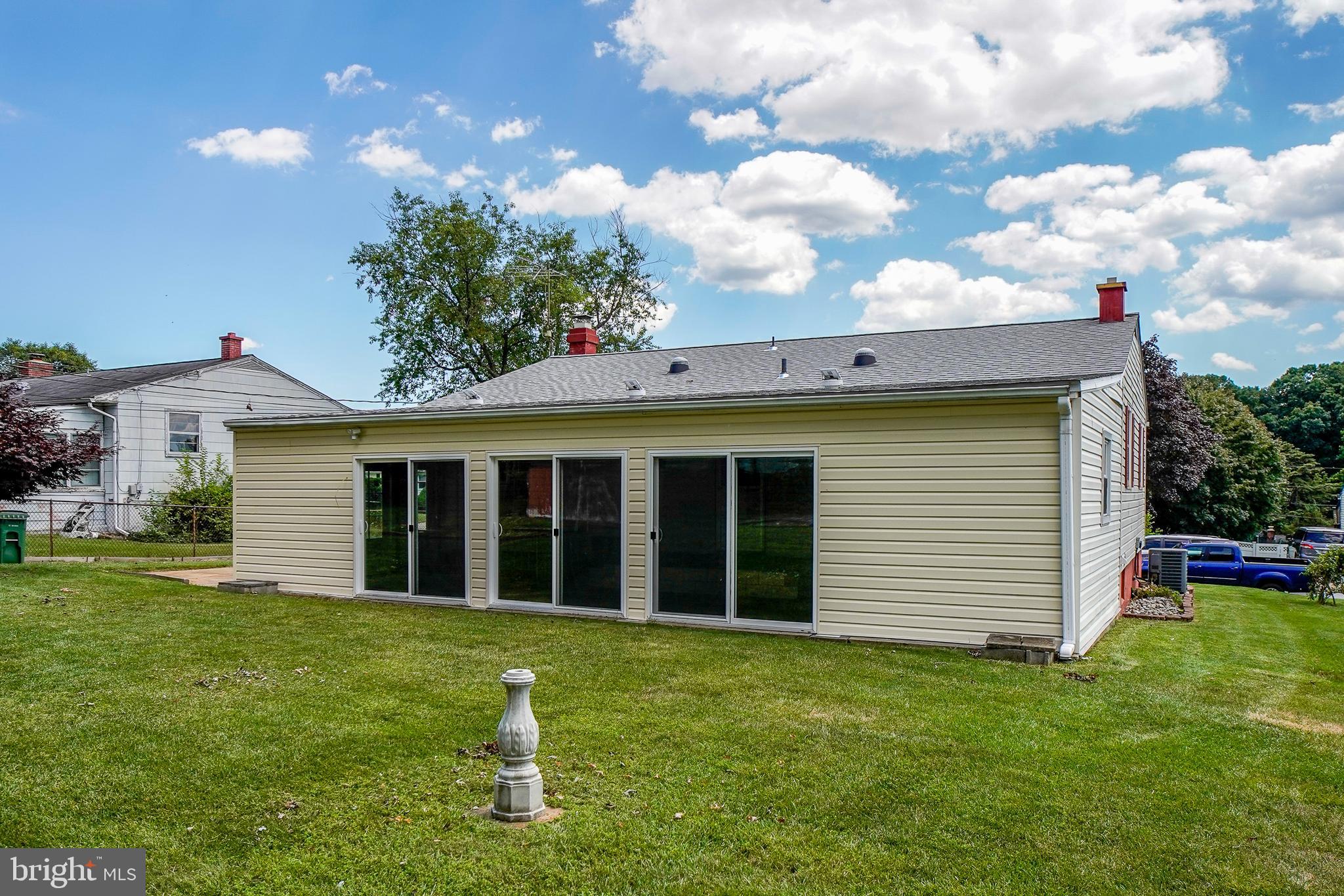 ARUNDEL HILLS - Residential