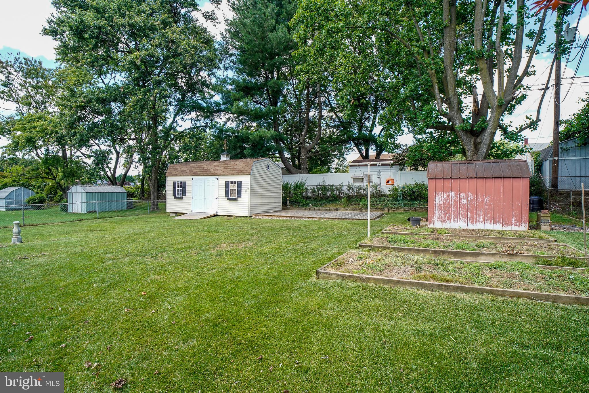 ARUNDEL HILLS - Residential