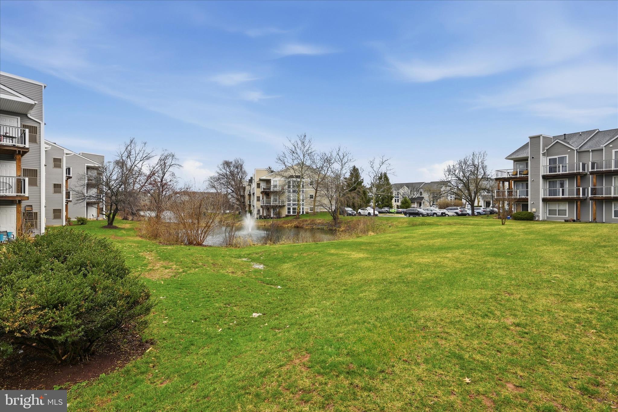 LAKESHORE - Residential