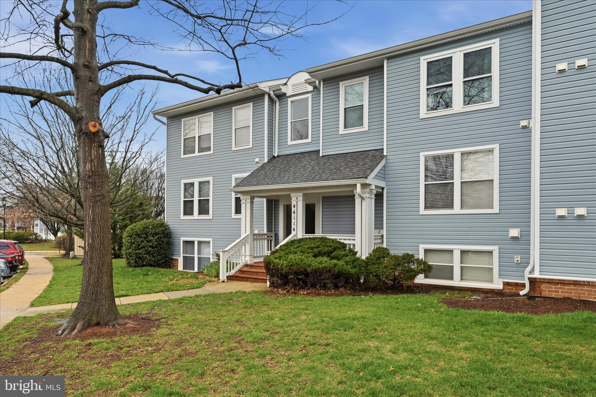 LAKESHORE - Residential