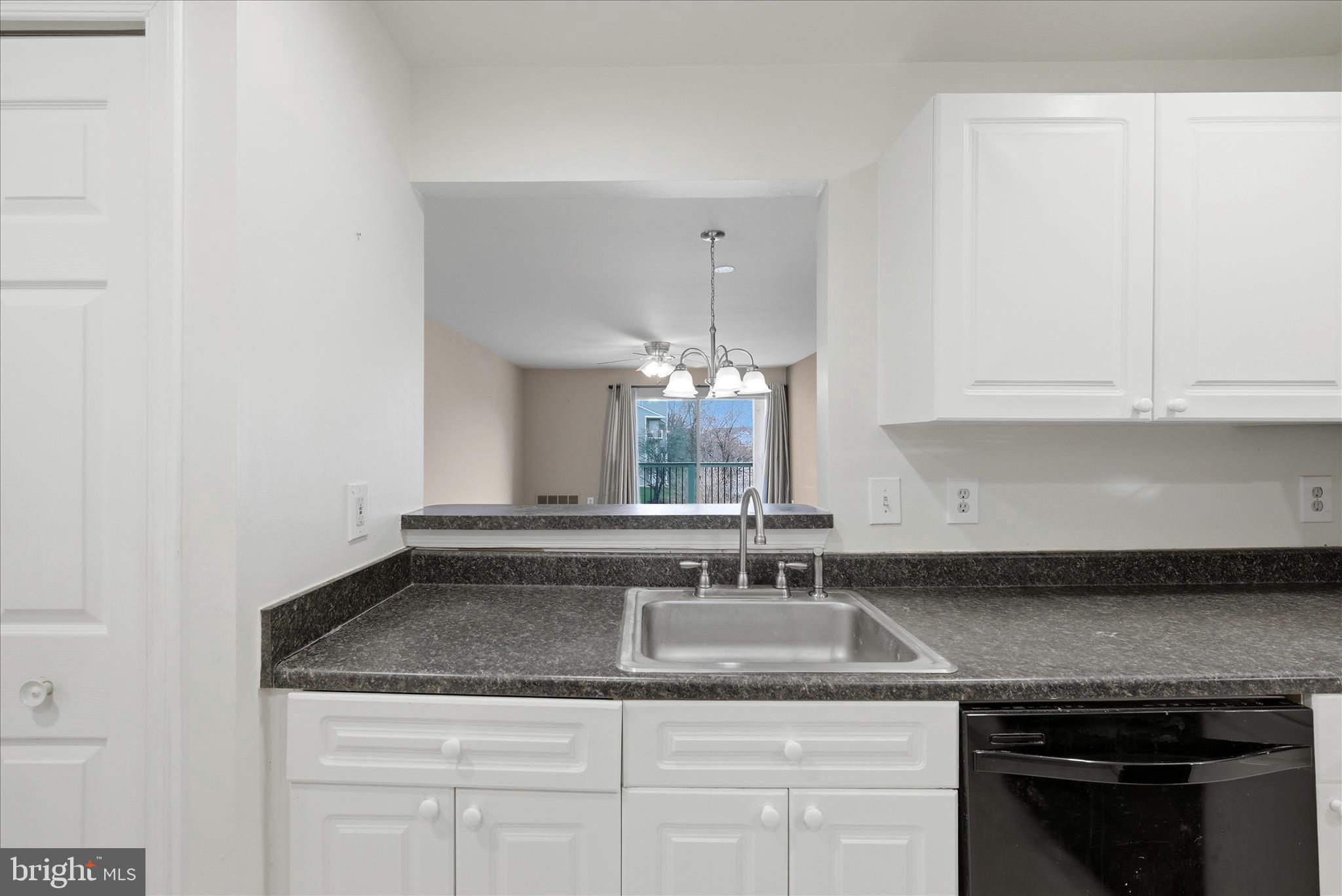 LAKESHORE - Residential