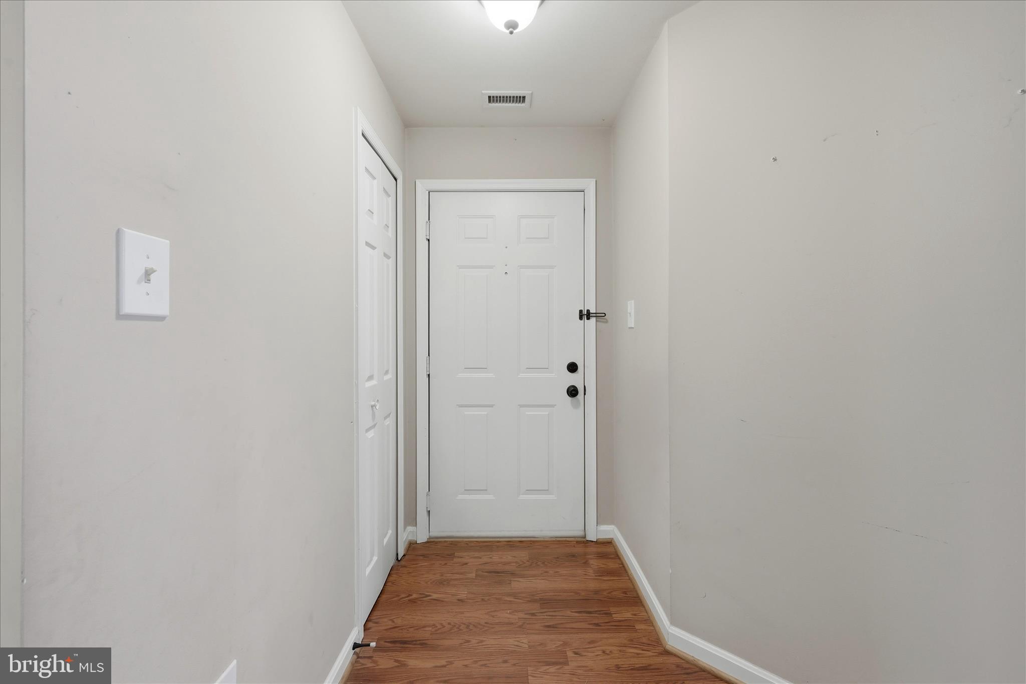 LAKESHORE - Residential