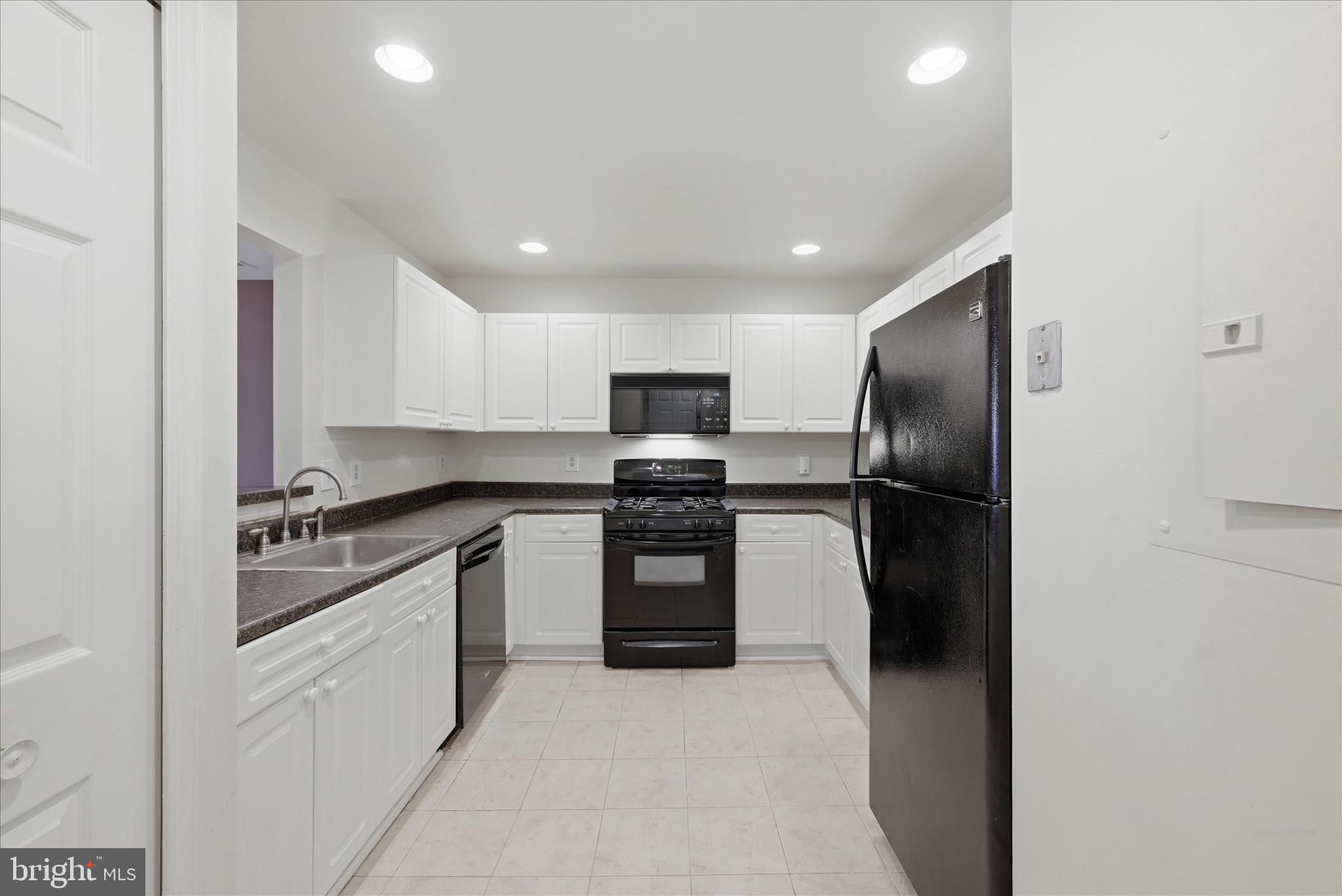 LAKESHORE - Residential