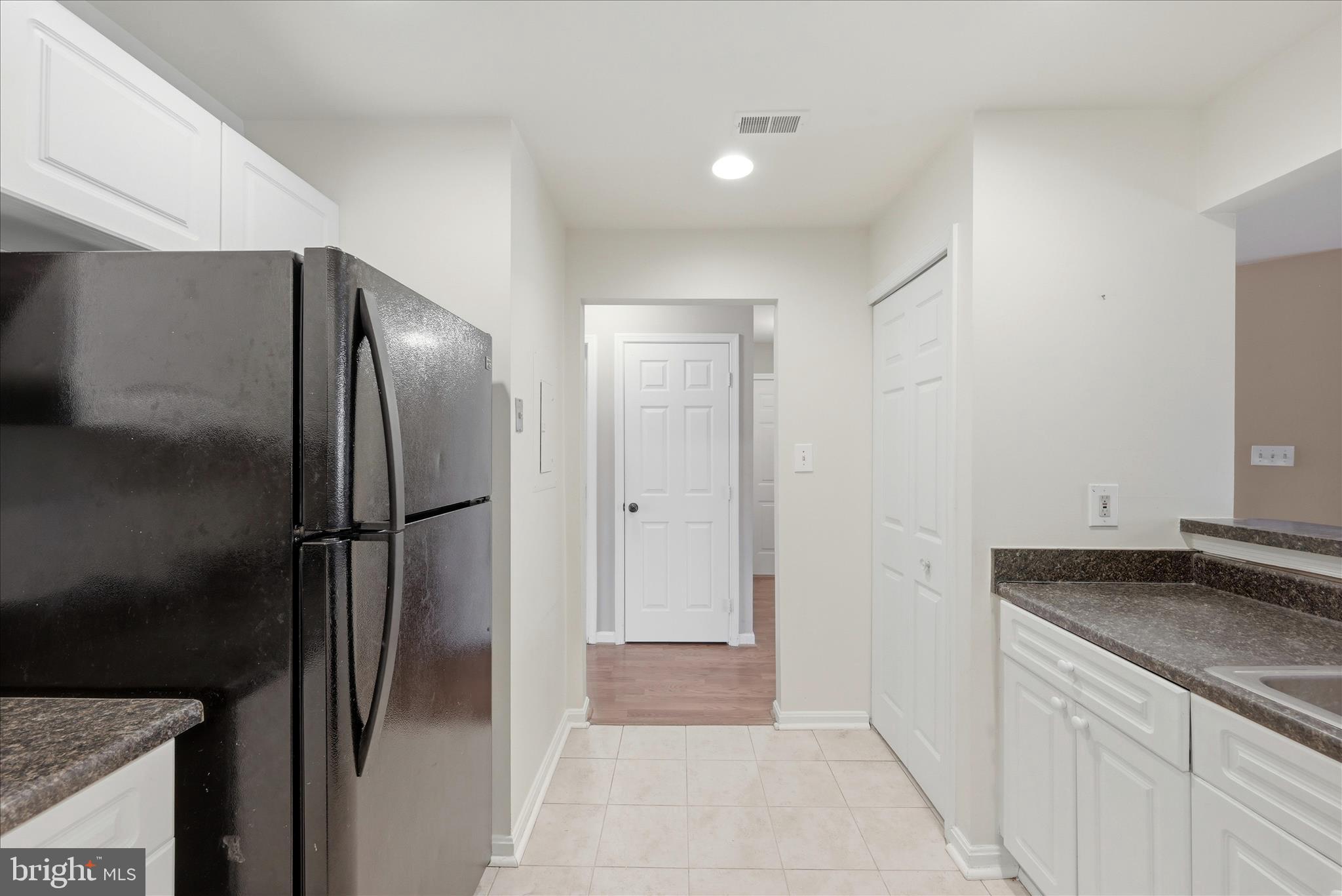 LAKESHORE - Residential