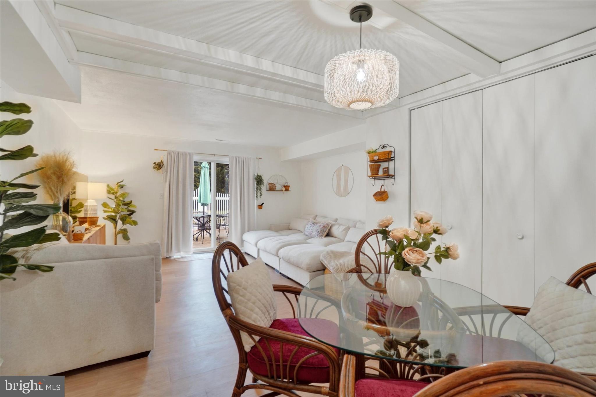 COLONY PARK CONDOS - Residential