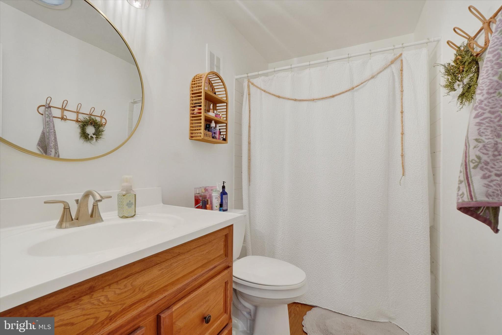 COLONY PARK CONDOS - Residential