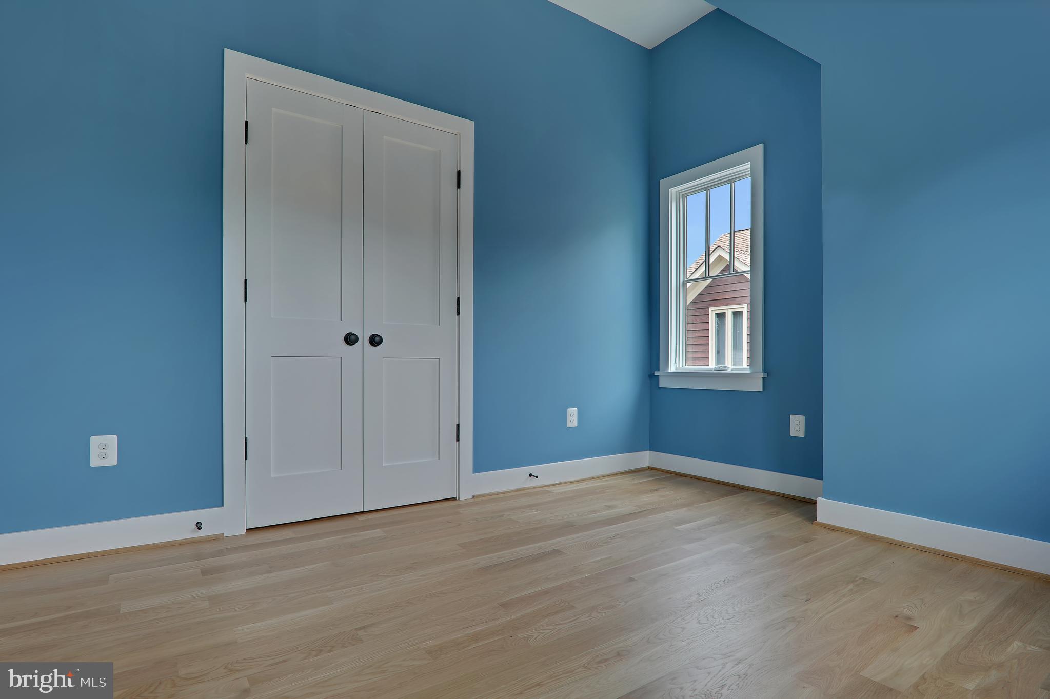 ROSEMONT PARK - Residential