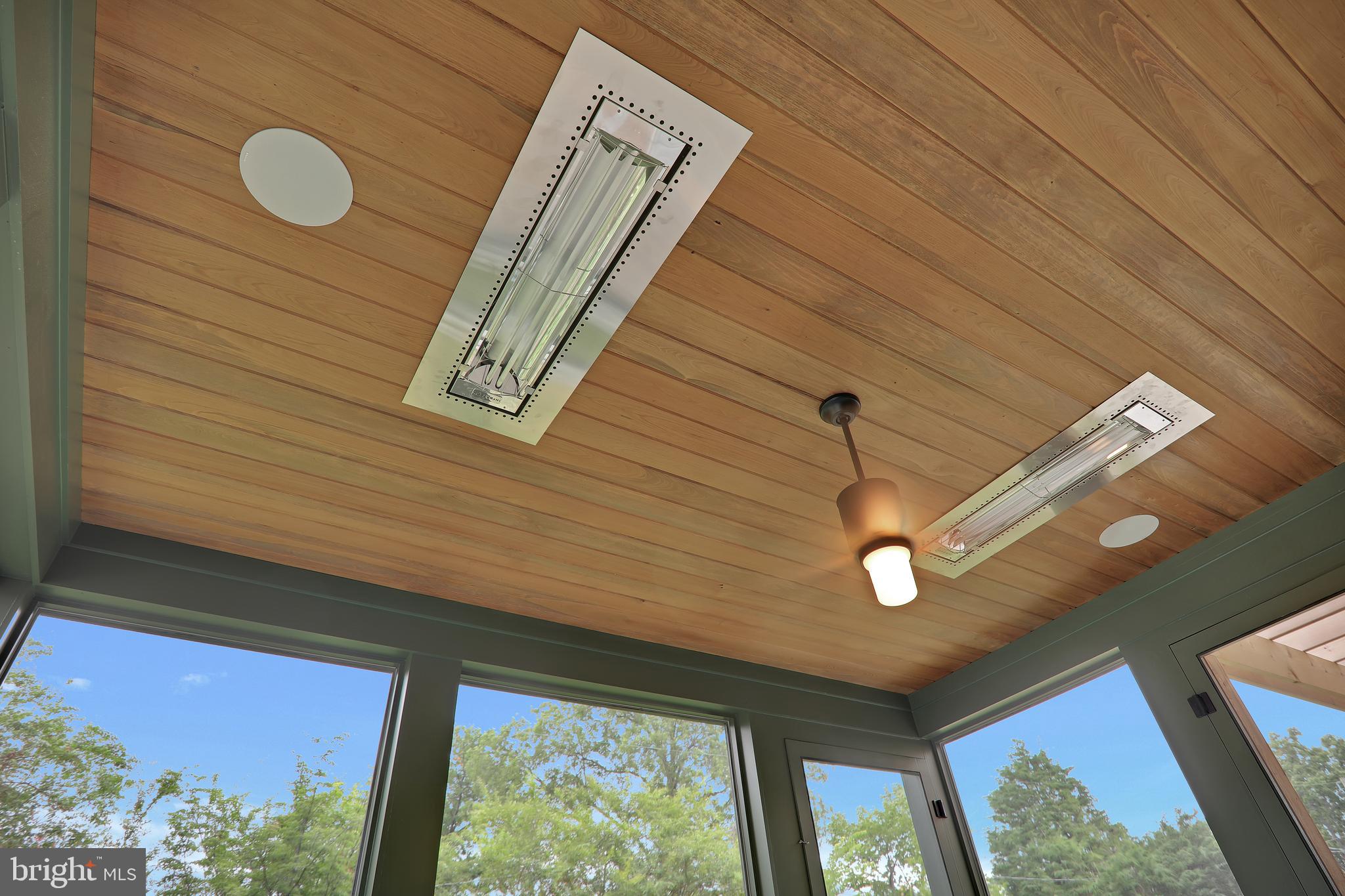 ROSEMONT PARK - Residential