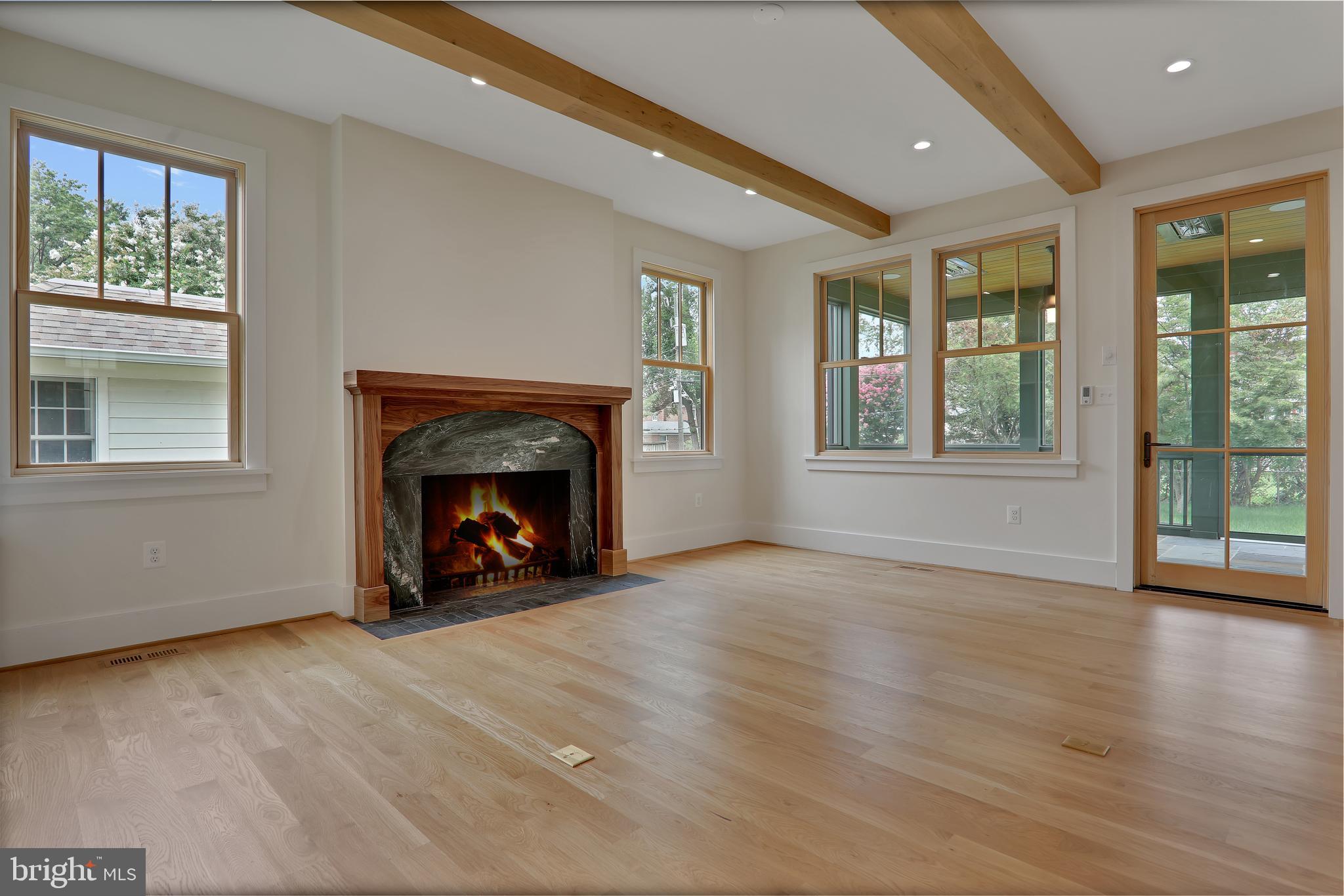 ROSEMONT PARK - Residential