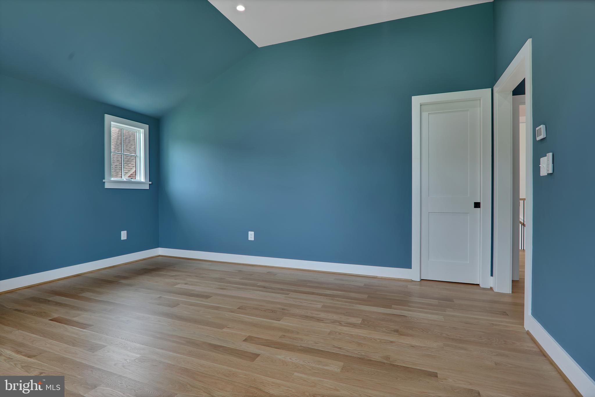 ROSEMONT PARK - Residential