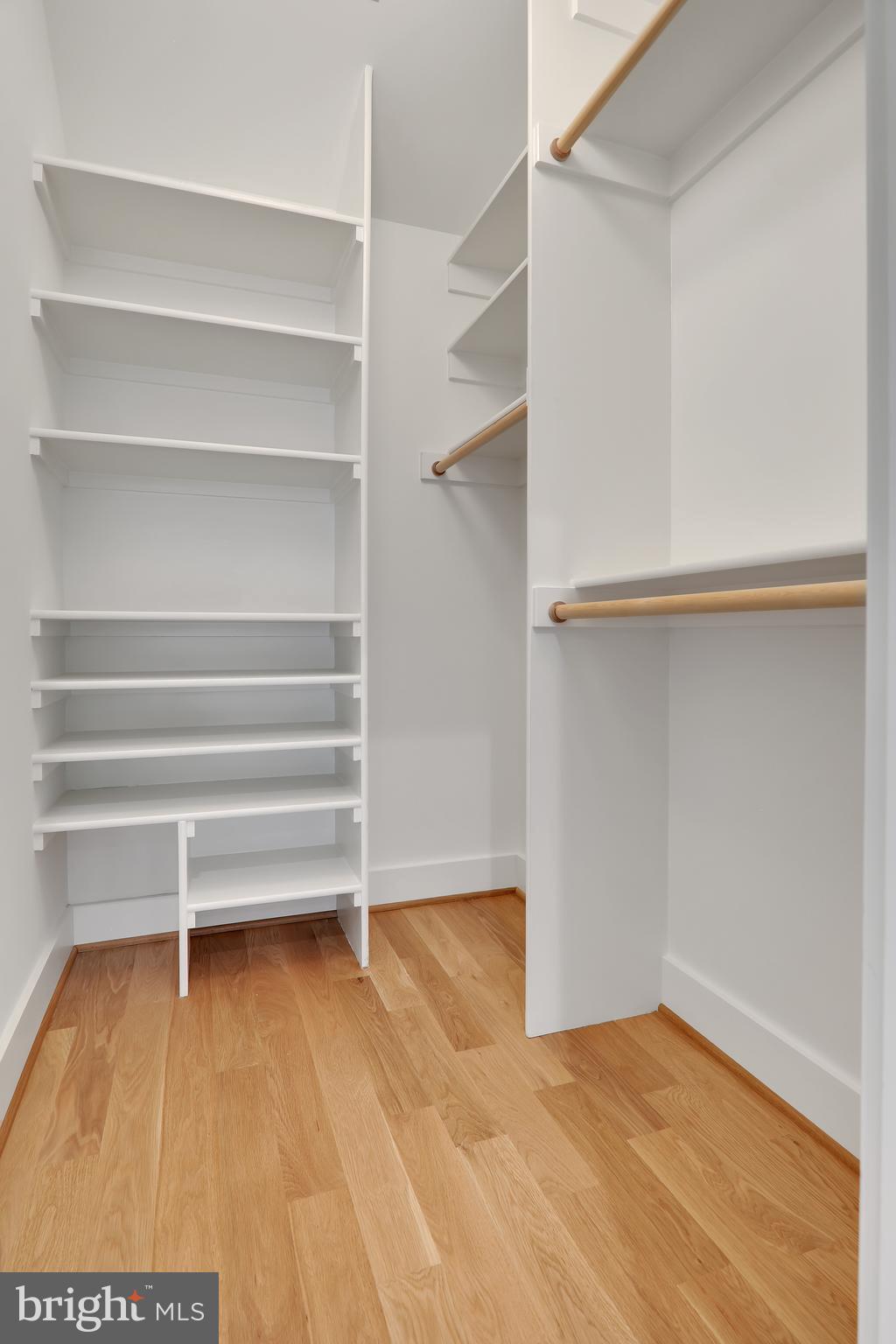 ROSEMONT PARK - Residential