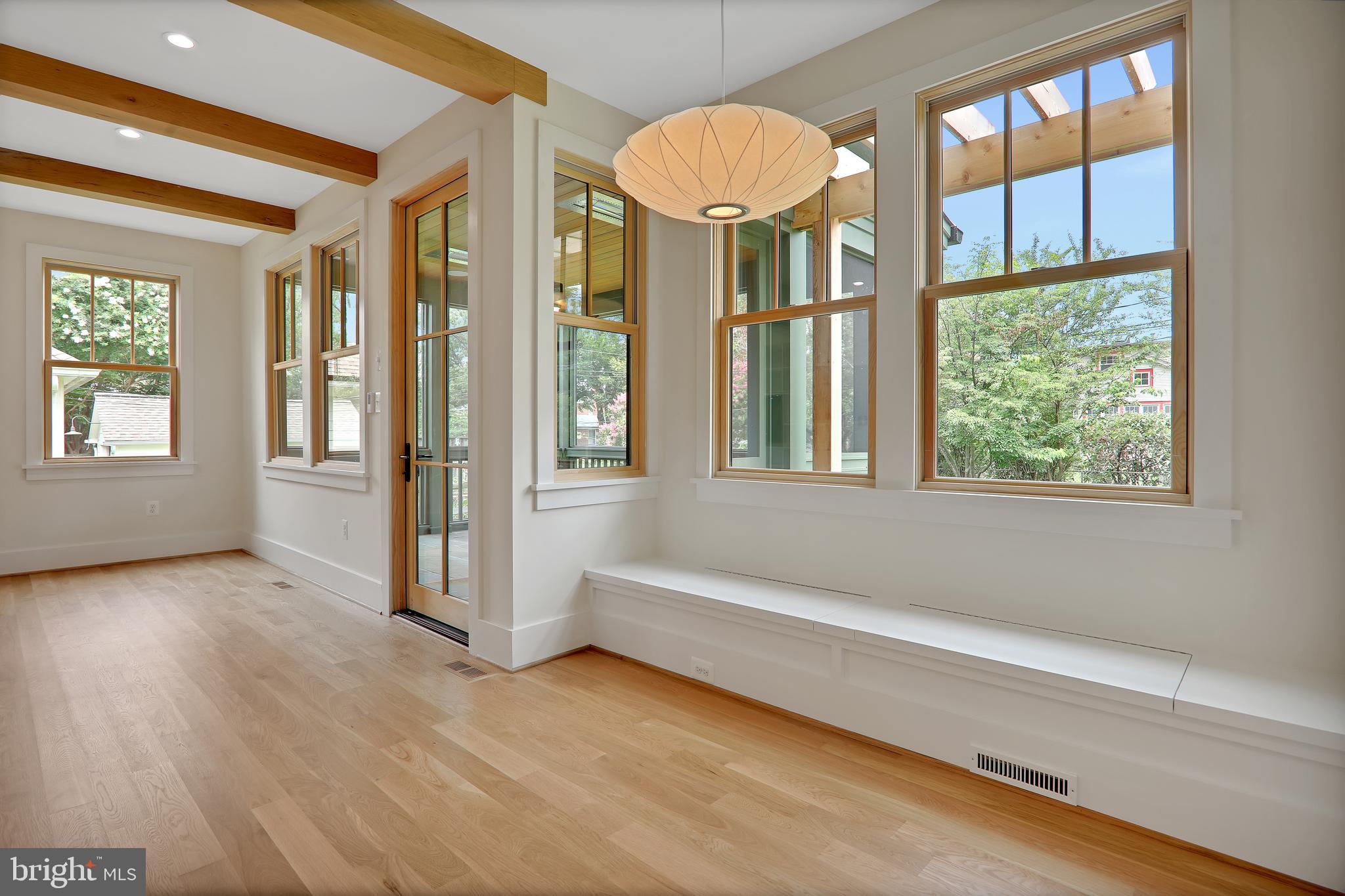 ROSEMONT PARK - Residential