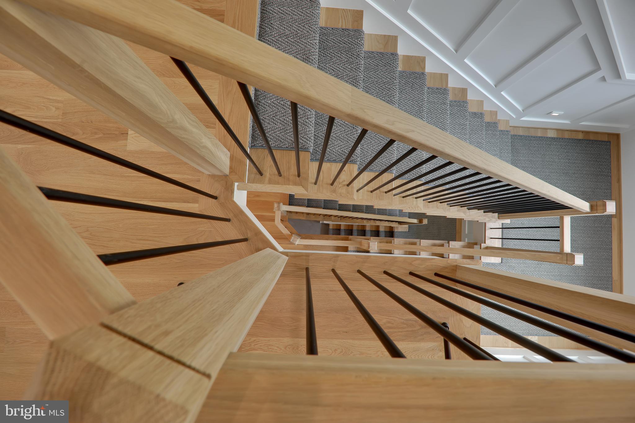 ROSEMONT PARK - Residential