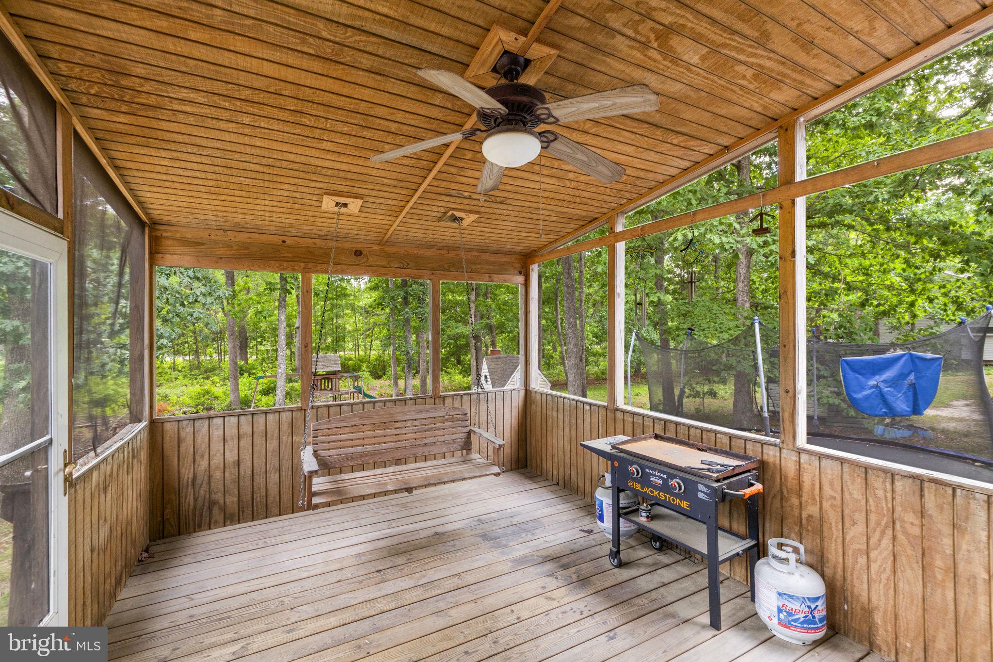 5300 RACHELS COURT