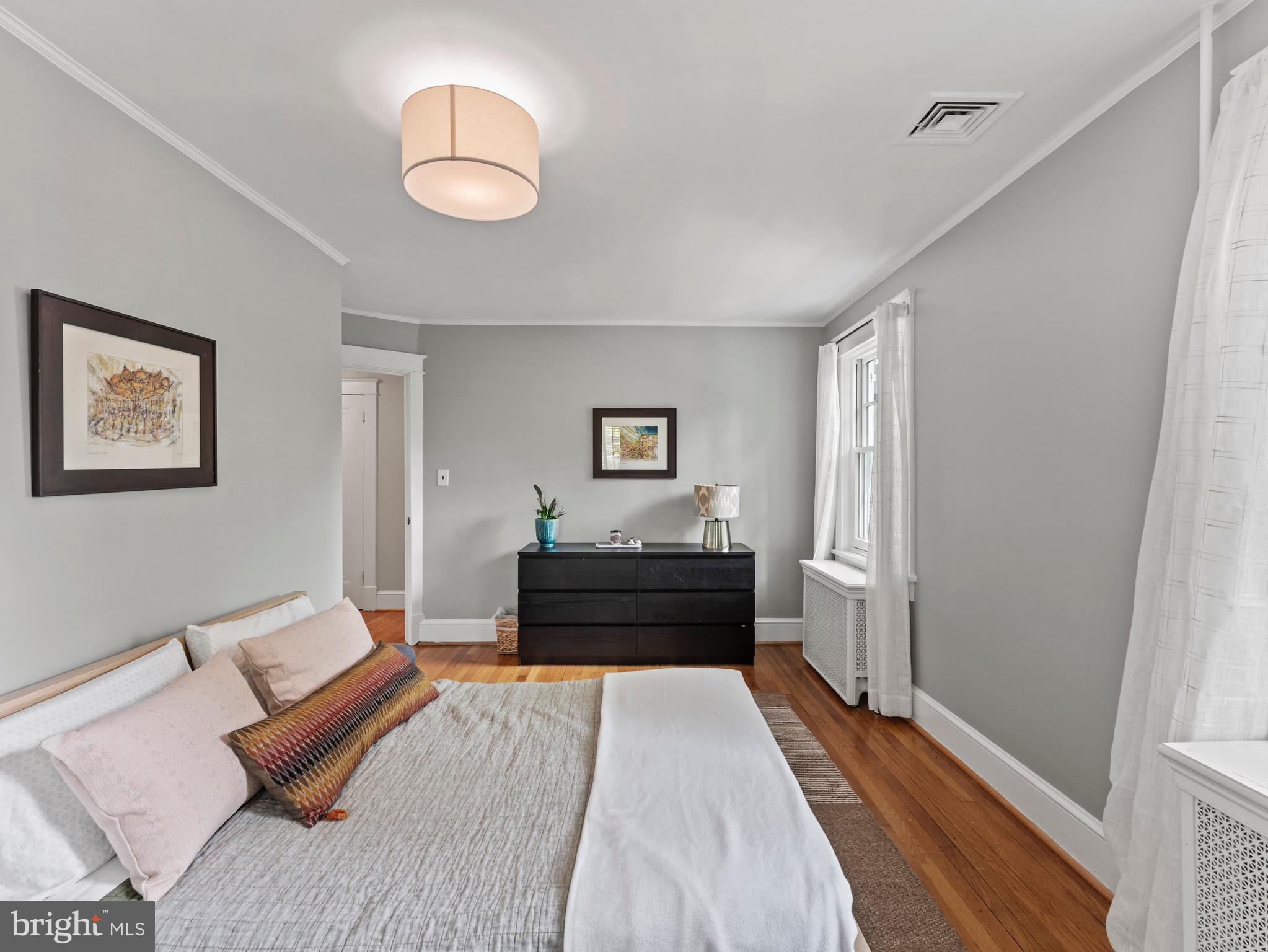 ROSEMONT - Residential