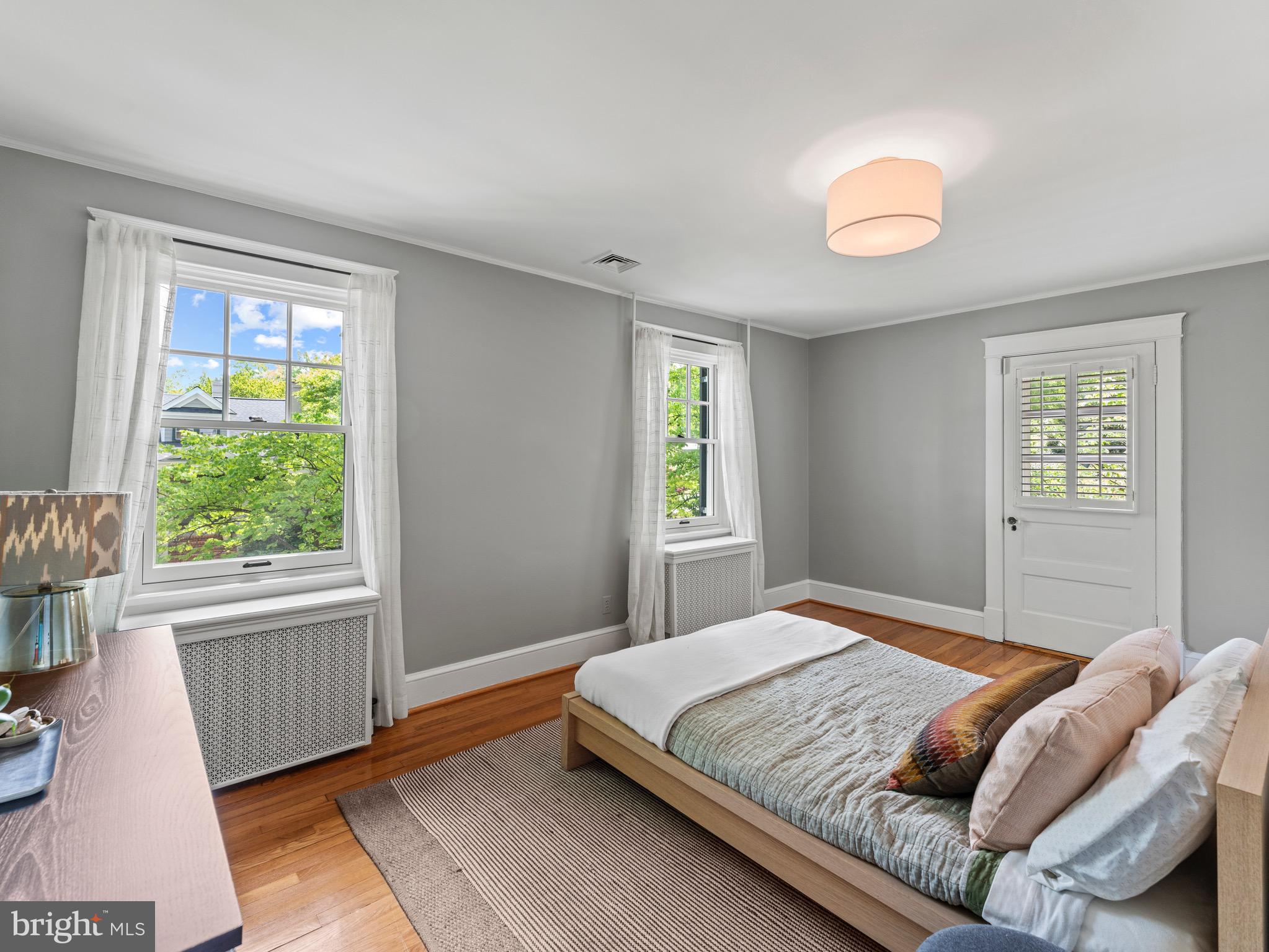 ROSEMONT - Residential