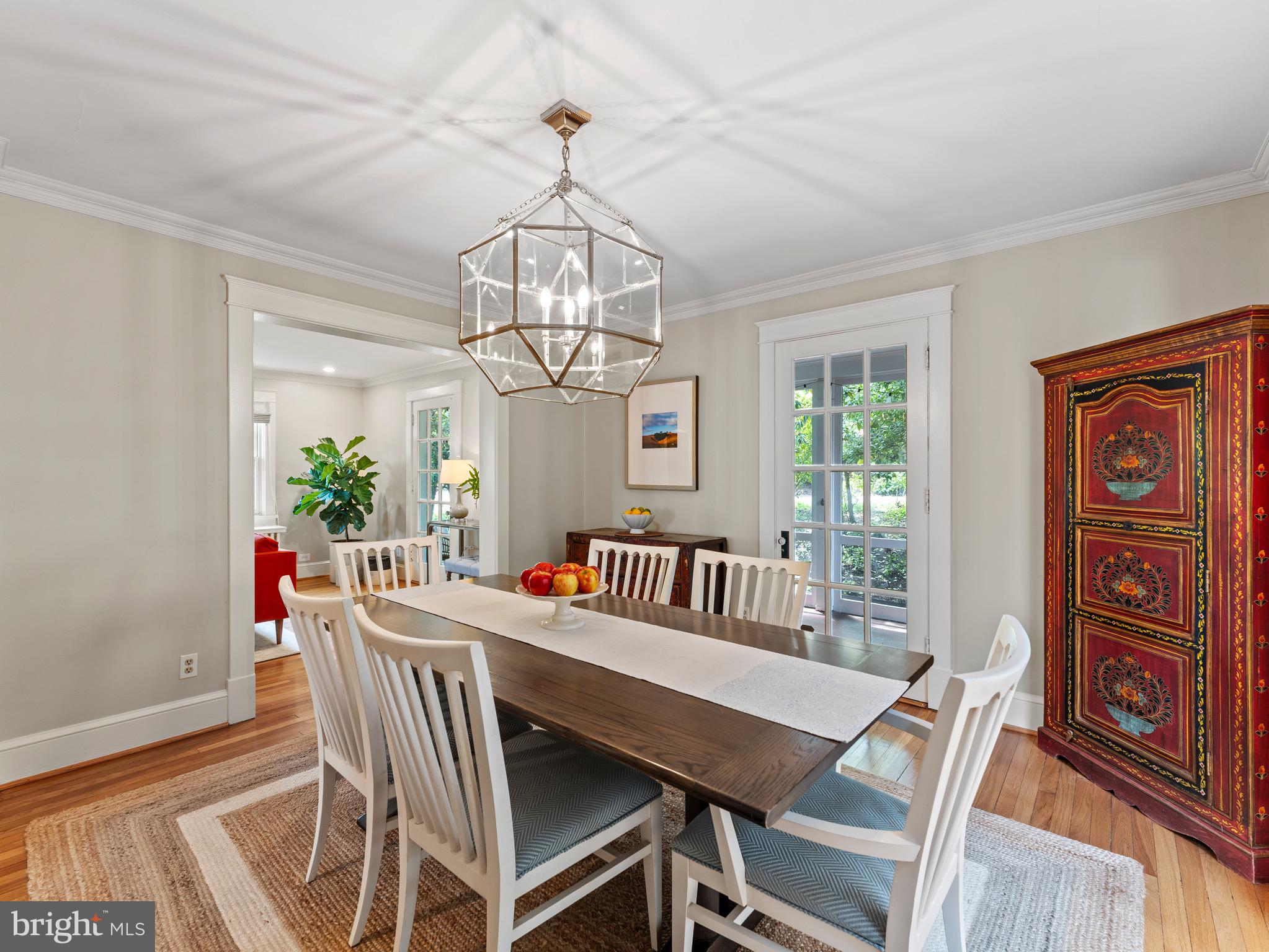 ROSEMONT - Residential