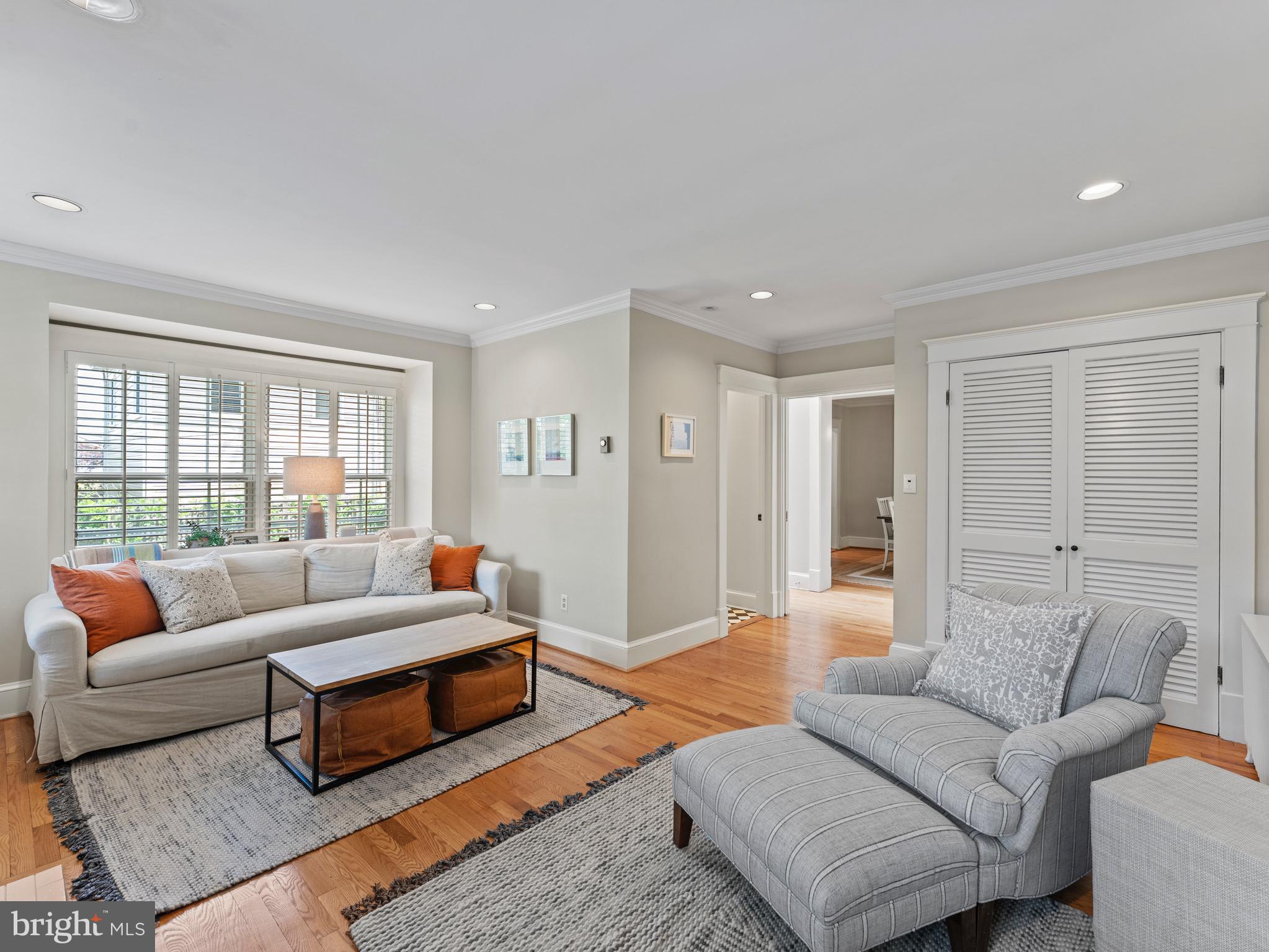 ROSEMONT - Residential