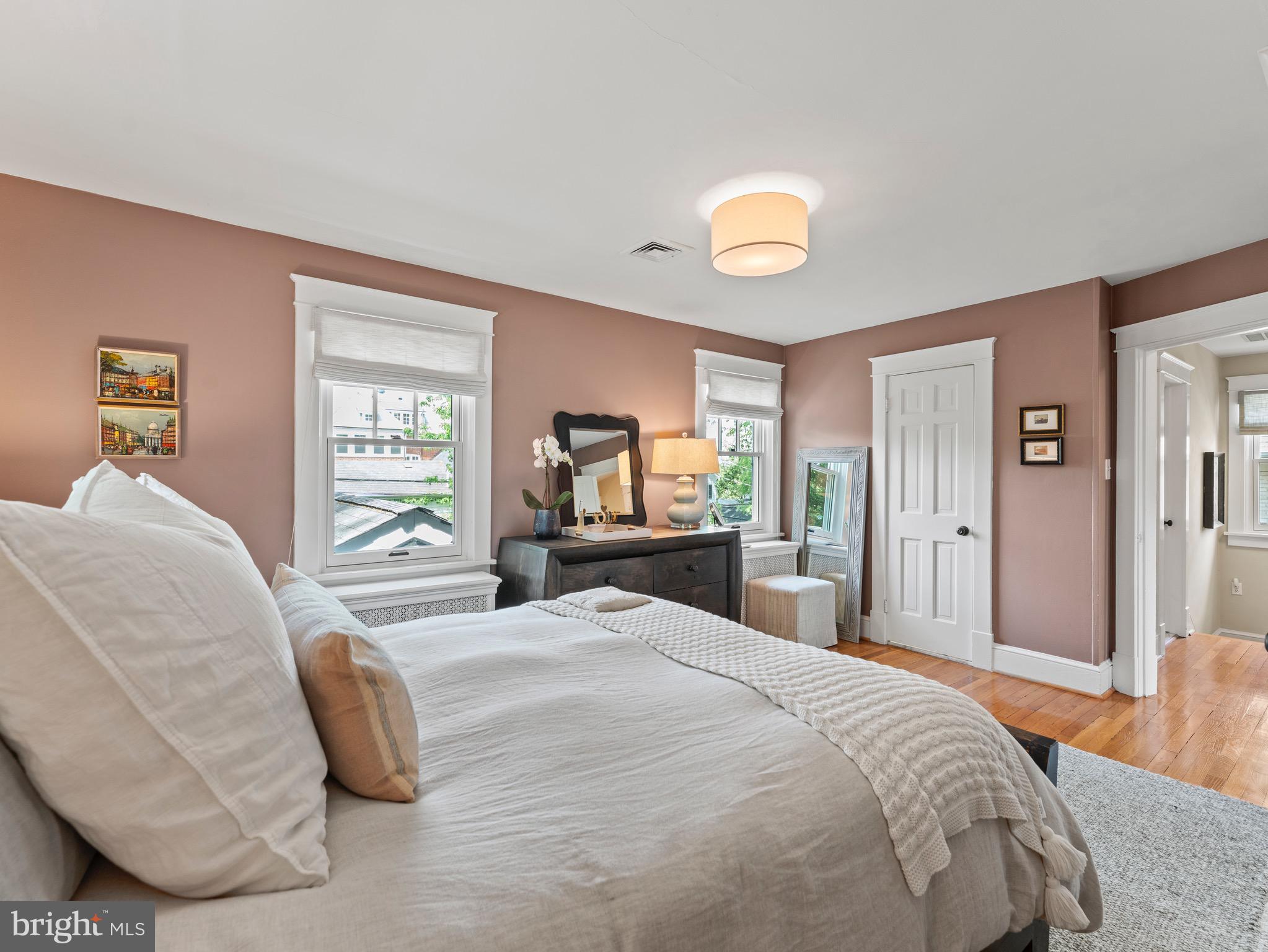 ROSEMONT - Residential