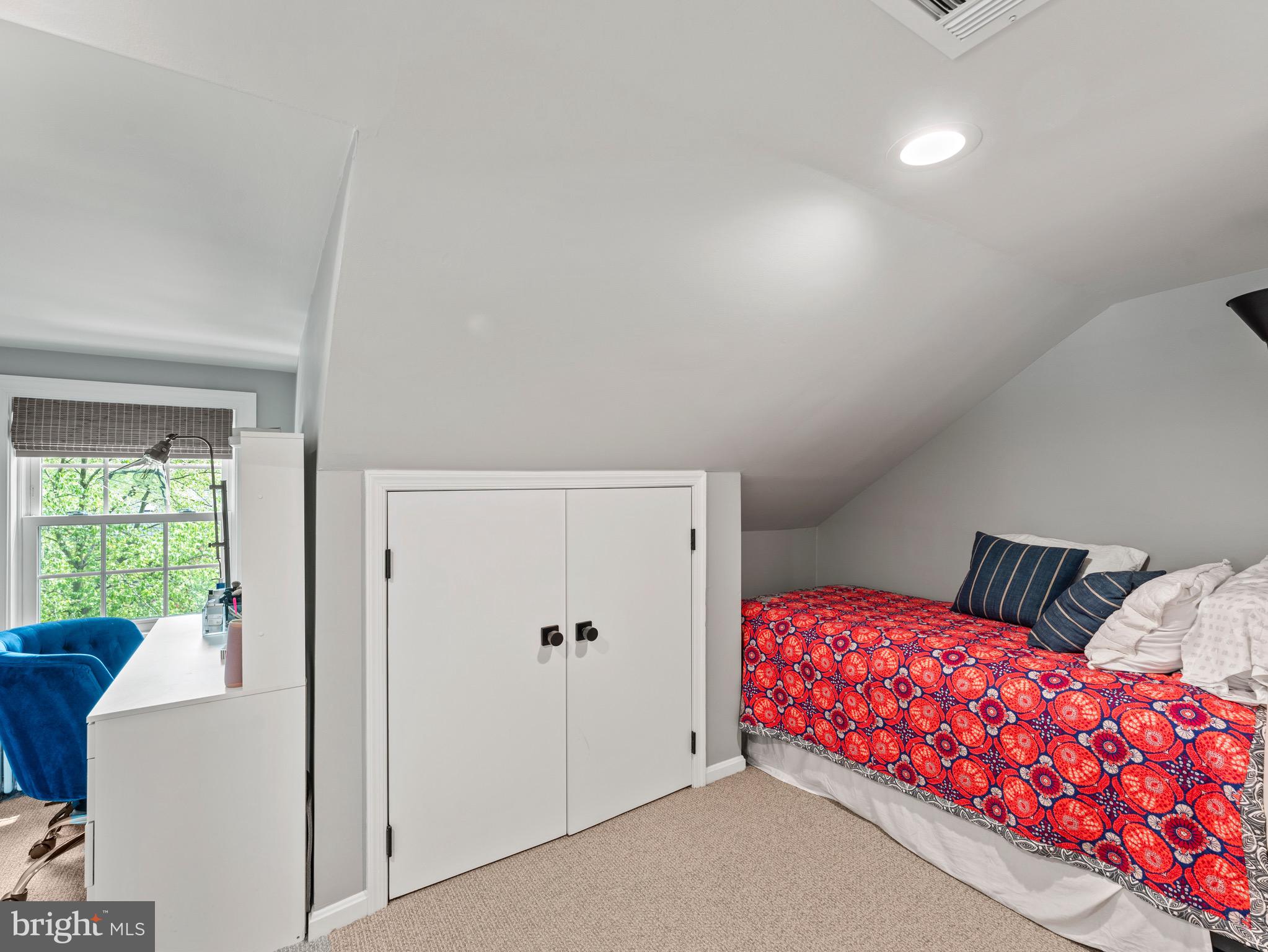 ROSEMONT - Residential