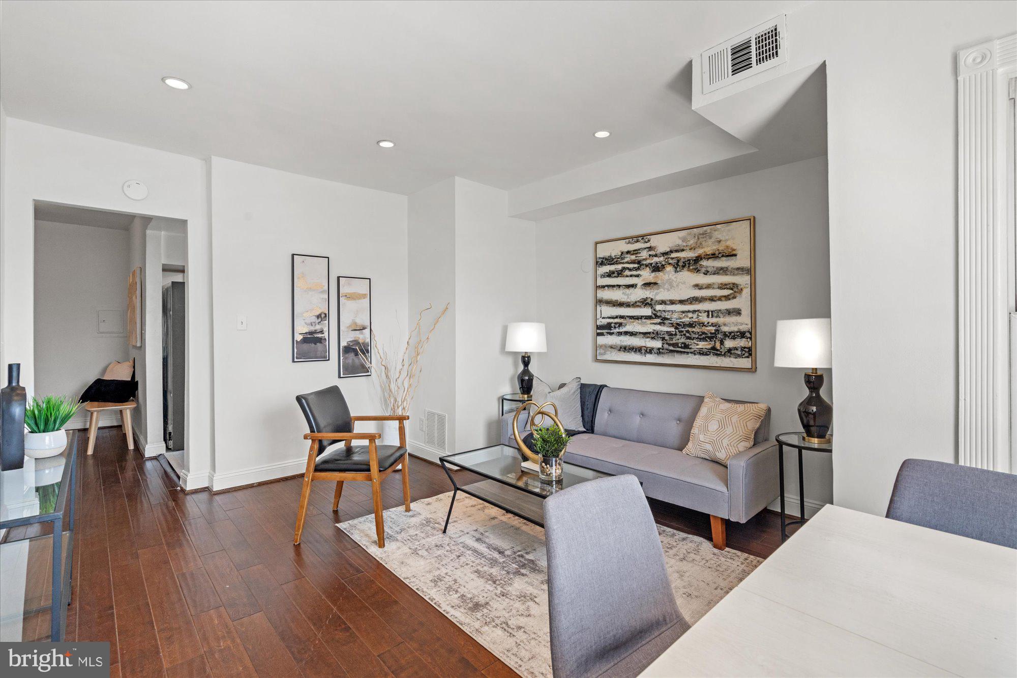 1040 6TH STREET NE 302