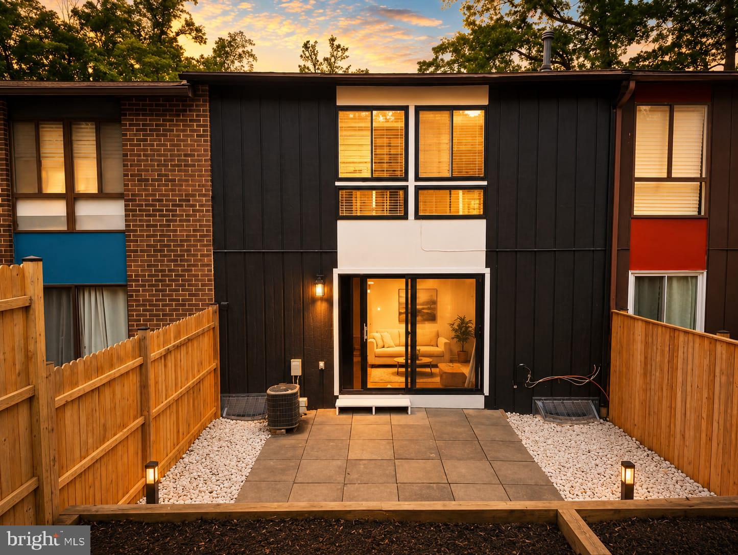 VILLAGE OF WILDE LAKE - Residential
